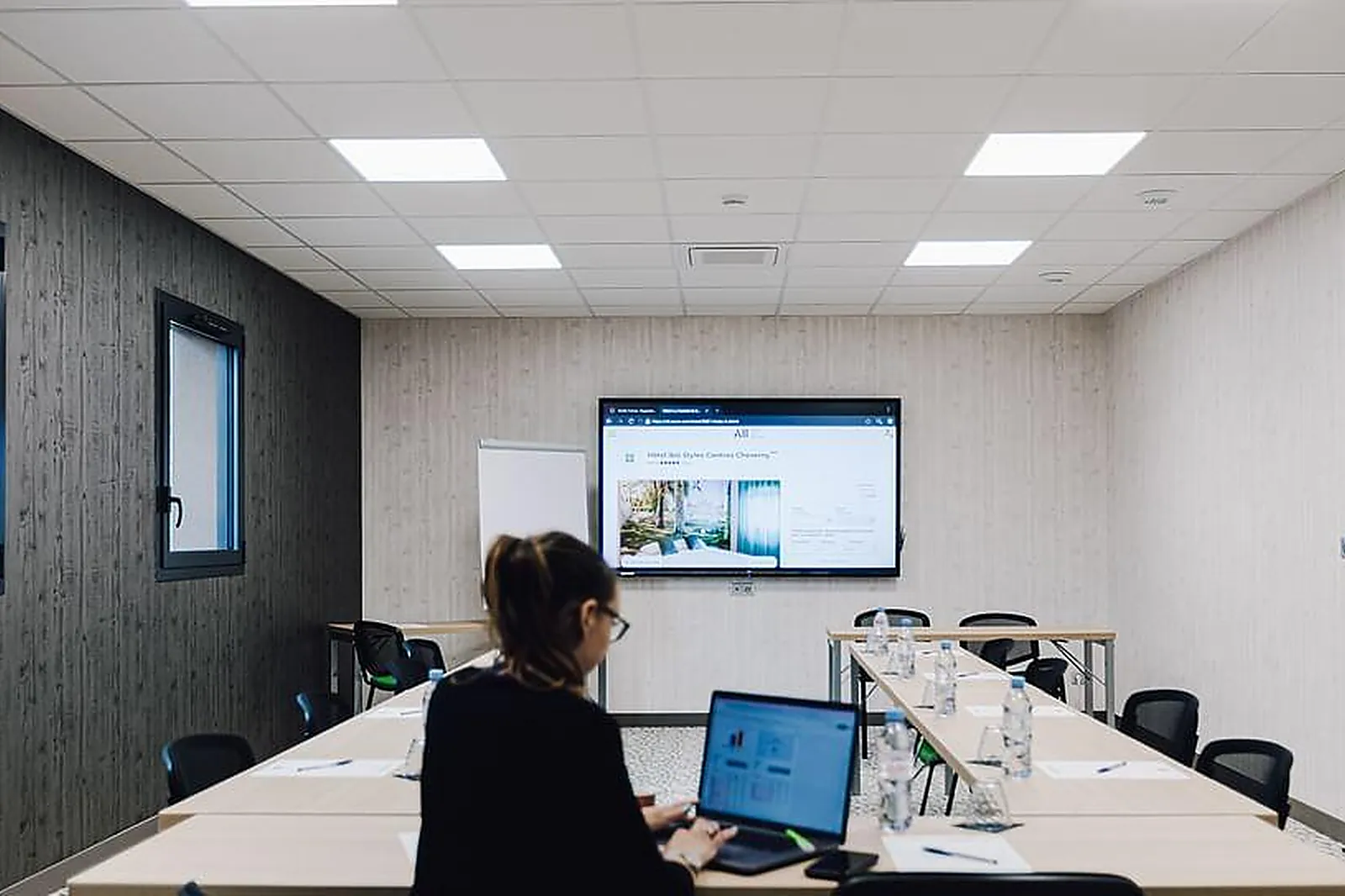 Lieux événementiels, IBIS STYLES CONTRES CHEVERNY