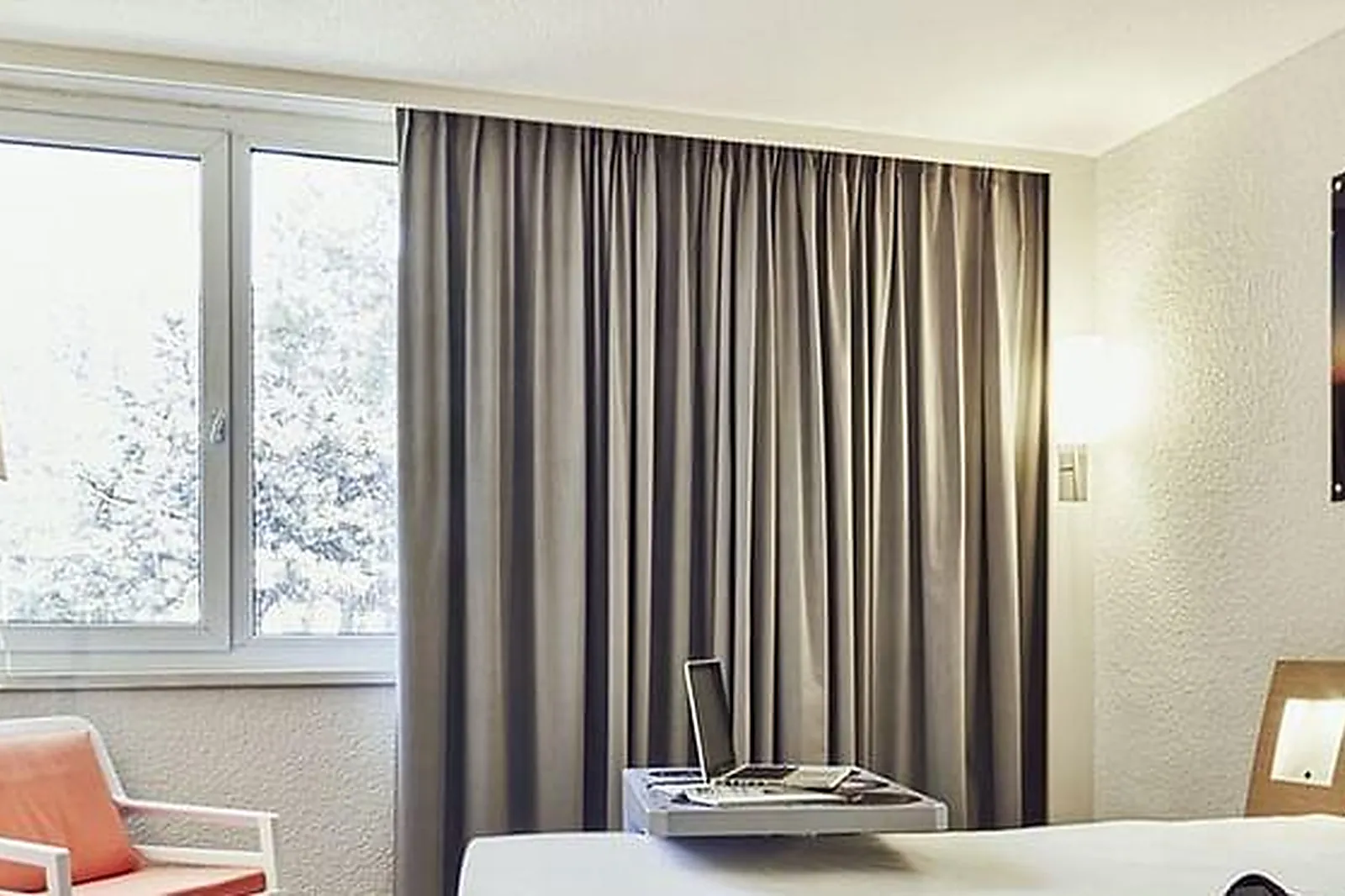 Lieux événementiels, IBIS STYLES MARSEILLE PROVENCE AÉROPORT ***