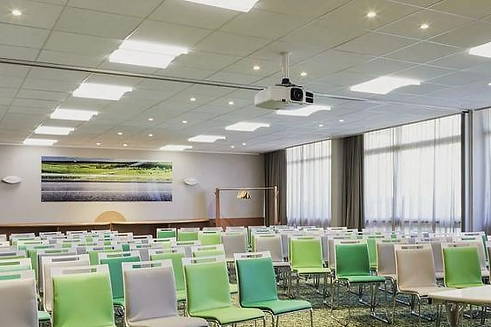 Lieux événementiels, IBIS STYLES MARSEILLE PROVENCE AÉROPORT ***