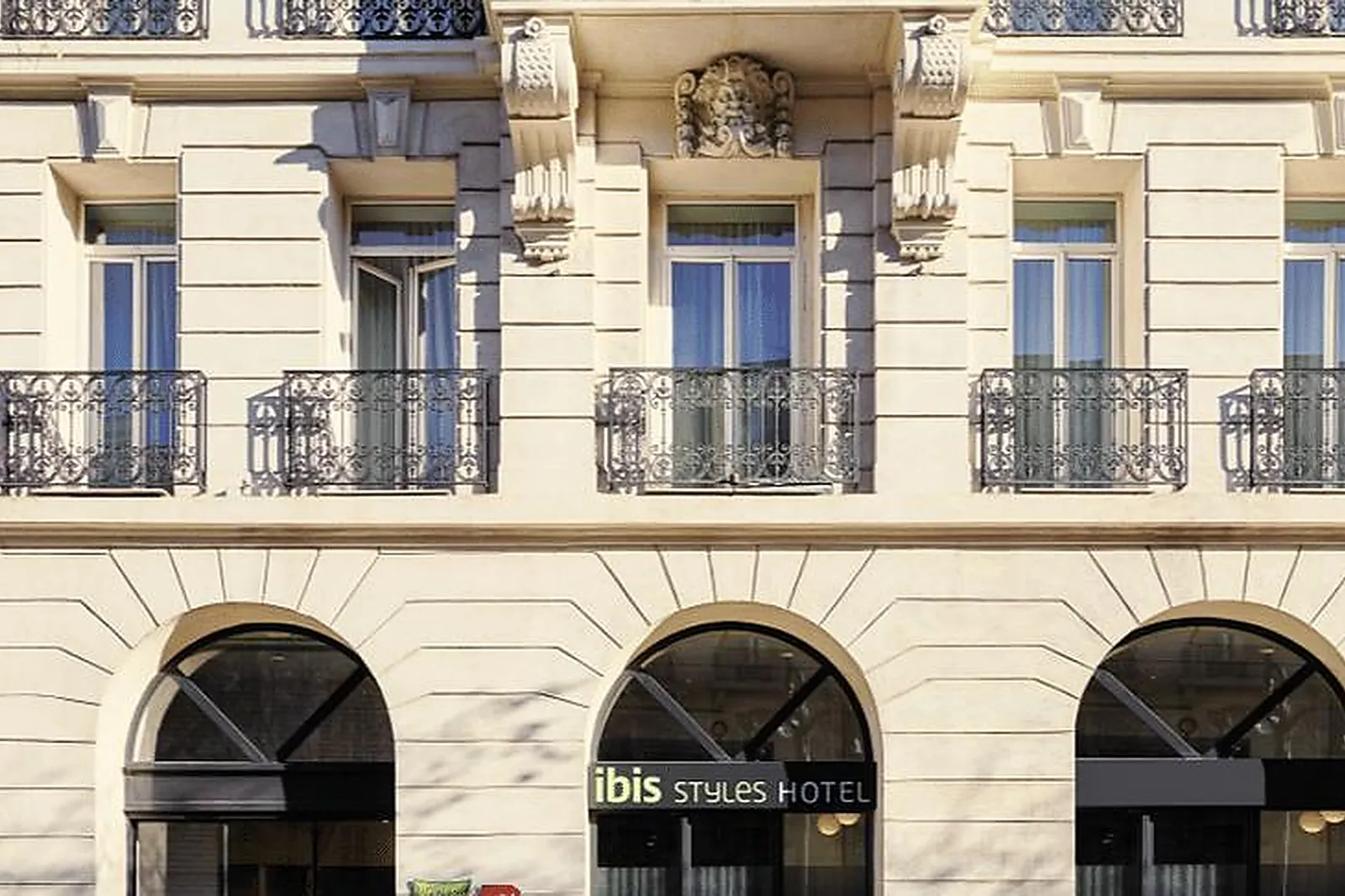 Lieux événementiels, IBIS STYLES MARSEILLE SAINT CHARLES***