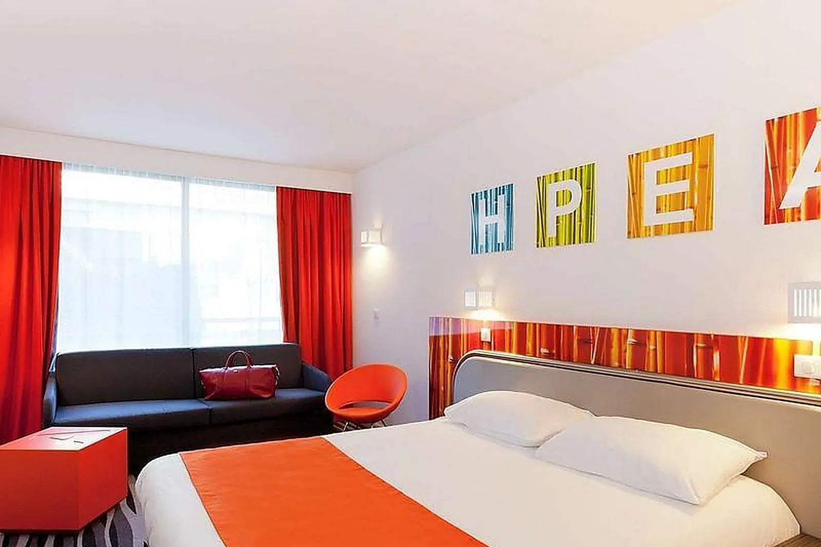 Lieux événementiels, IBIS STYLES PARIS PORTE D'ORLÉANS ***