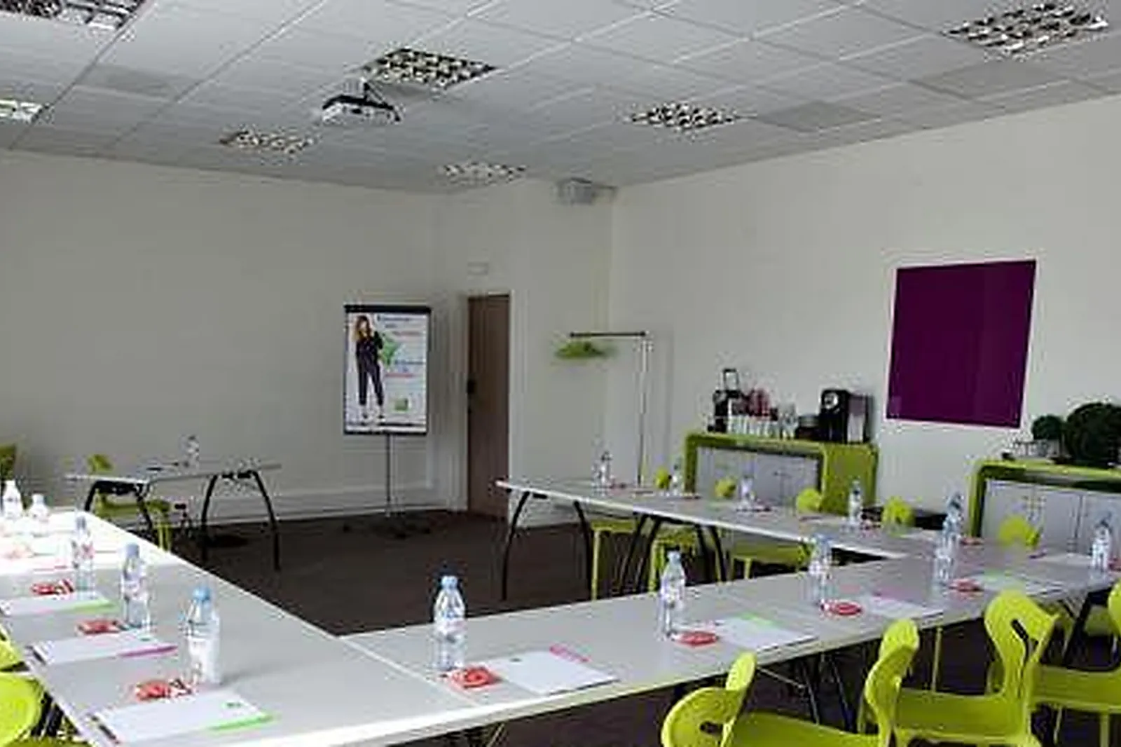 Lieux événementiels, IBIS STYLES TOULOUSE CITE DE L'ESPACE ***