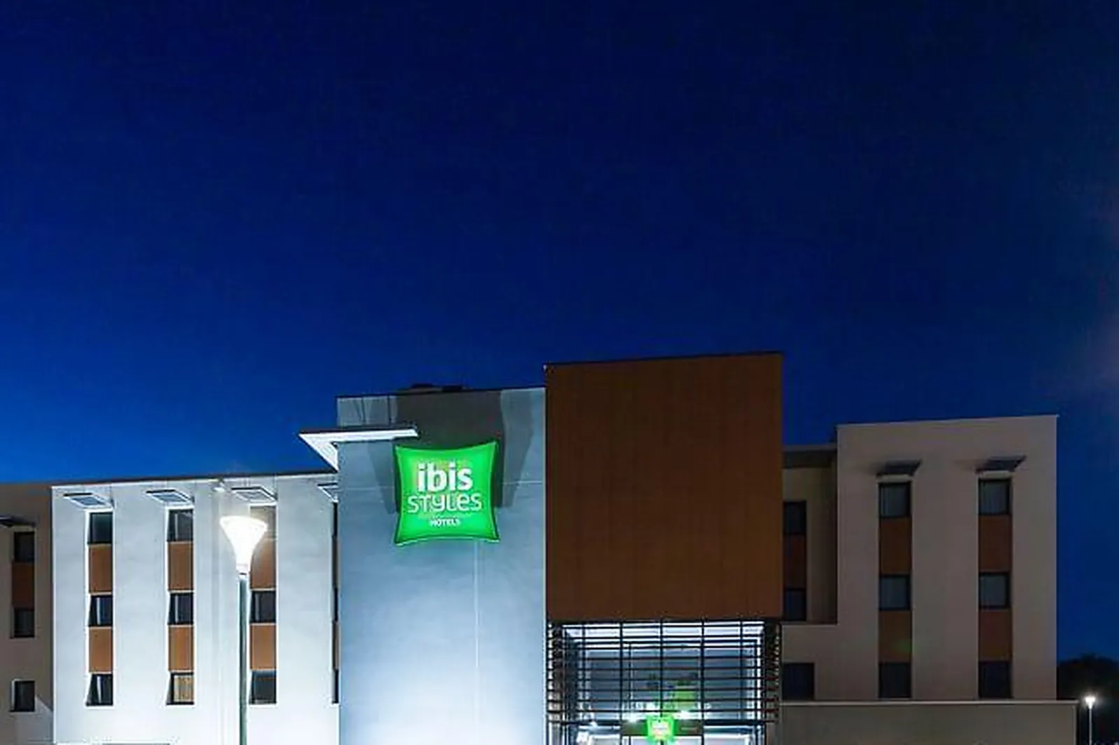 Lieux événementiels, IBIS STYLES VIERZON