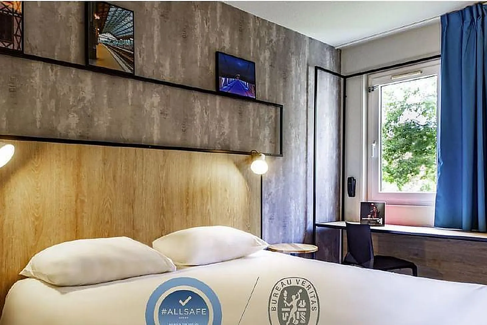 Lieux événementiels, IBIS TOURS SUD***