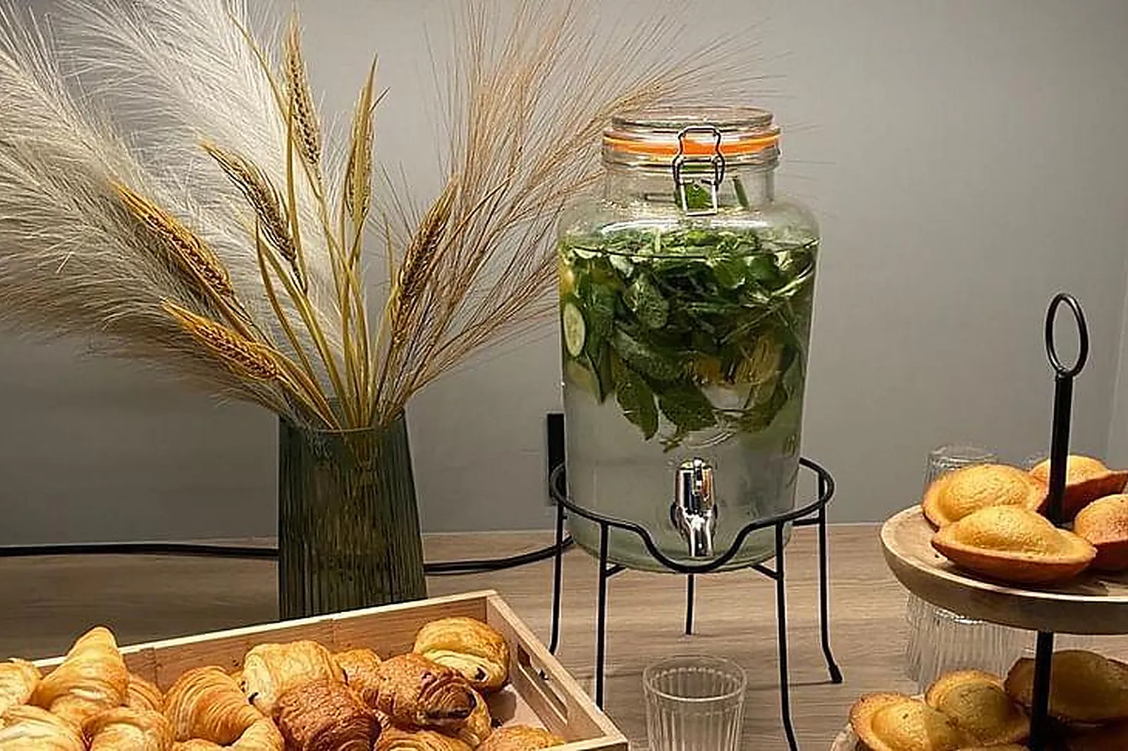 Lieux événementiels, IBIS VALENCIENNES***