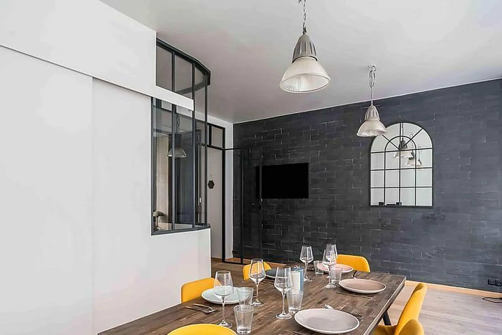 Lieux événementiels, ICI CHEZ VOUS