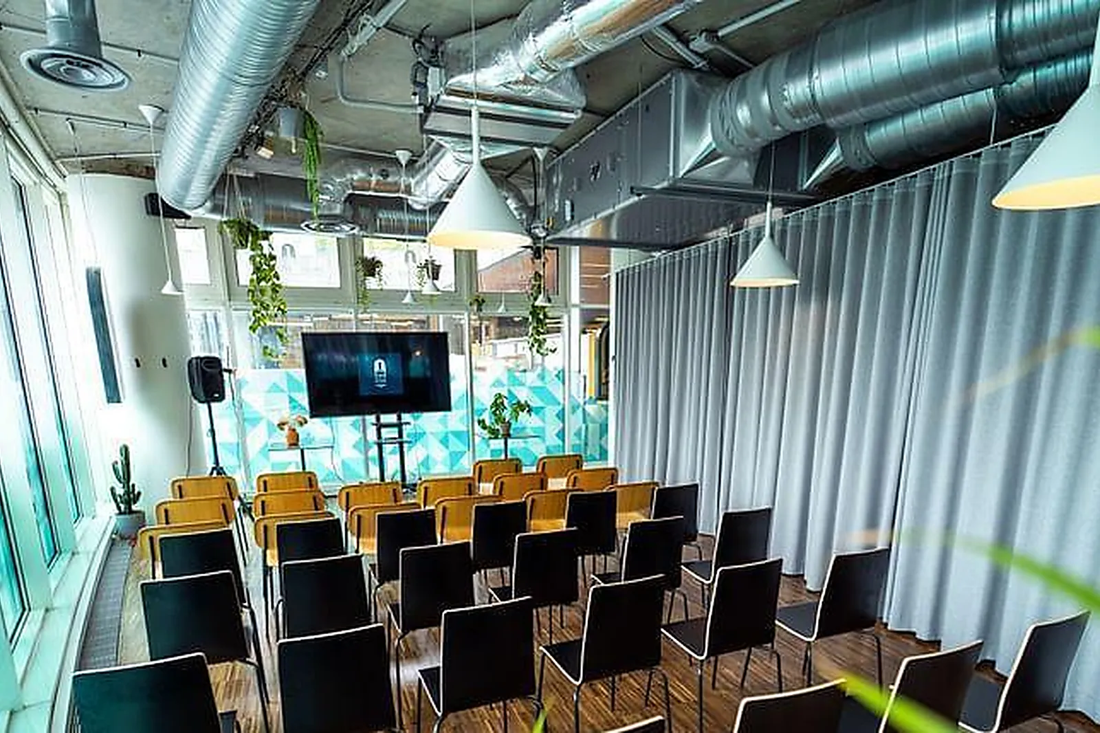 Lieux événementiels, ICONE SPACE