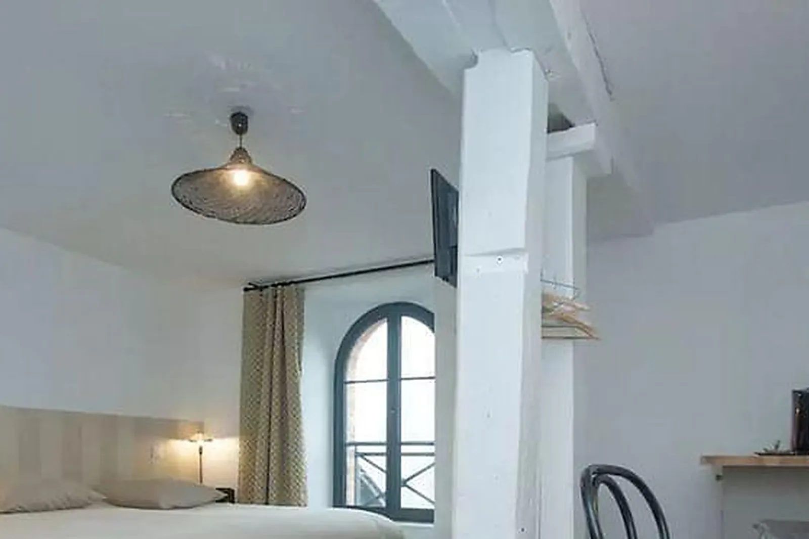 Lieux événementiels, BURO ALL INCLUDING TOUR EUROPA