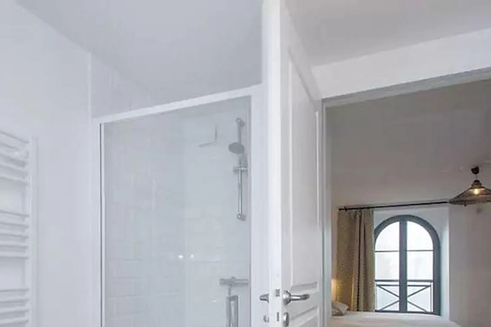 Lieux événementiels, BURO ALL INCLUDING TOUR EUROPA