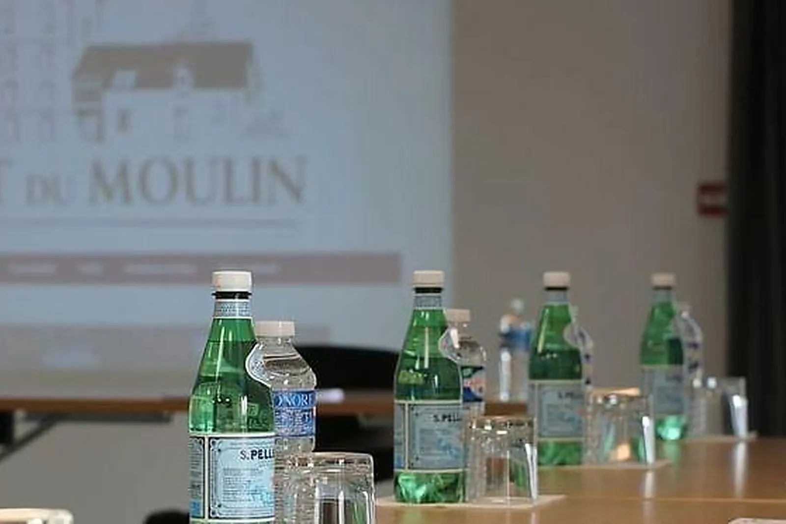 Lieux événementiels, BURO ALL INCLUDING TOUR EUROPA