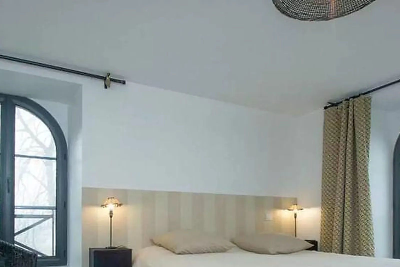 Lieux événementiels, BURO ALL INCLUDING TOUR EUROPA