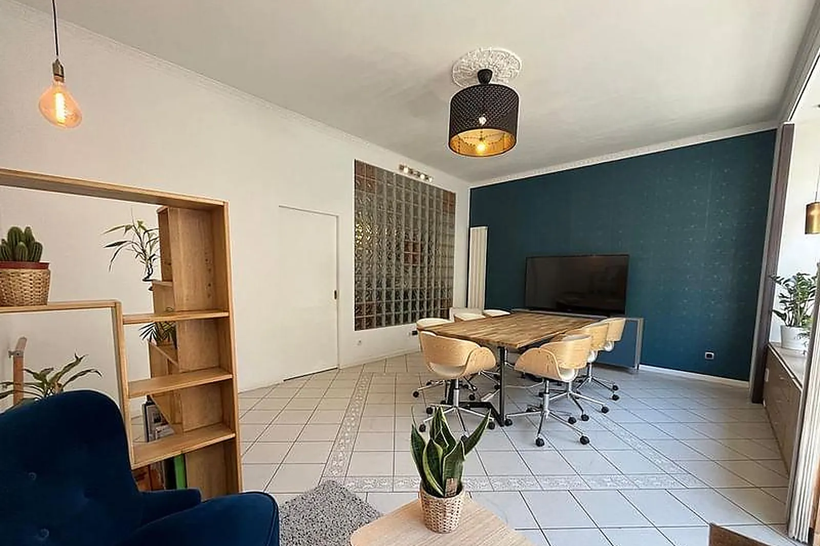 Lieux événementiels, INFINIT SPACE COSY