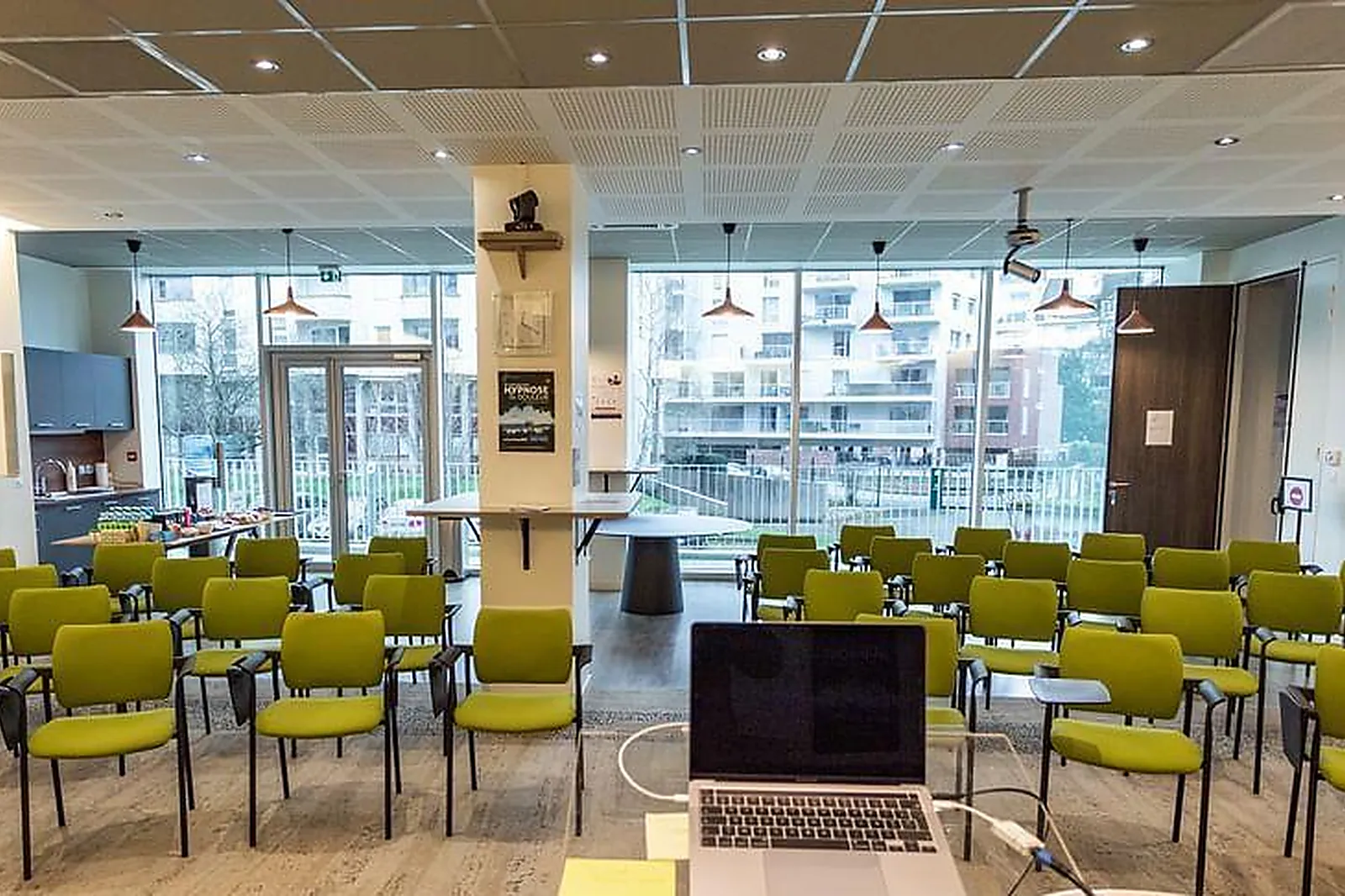 Lieux événementiels, INSTITUT EMERGENCES