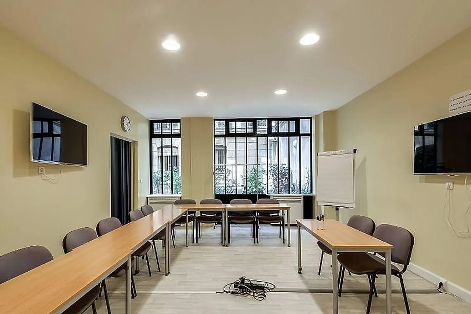 Lieux événementiels, INSTITUT EUROPÉEN SYNERGOLOGIE