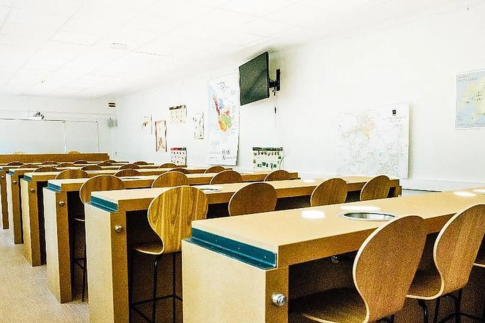 Lieux événementiels, INSTITUT SUPÉRIEUR CLORIVIÈRE