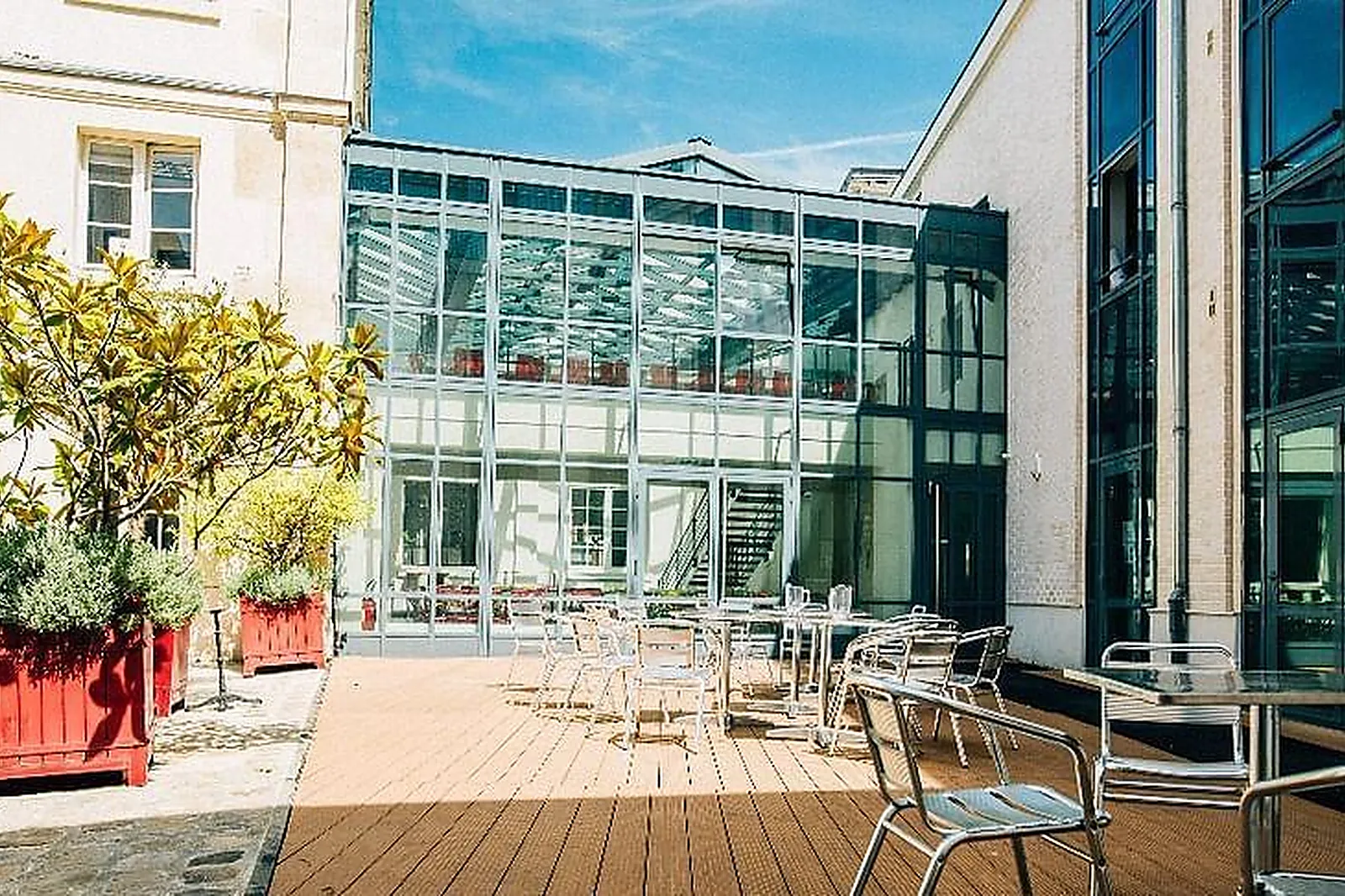 Lieux événementiels, INSTITUT SUPÉRIEUR CLORIVIÈRE