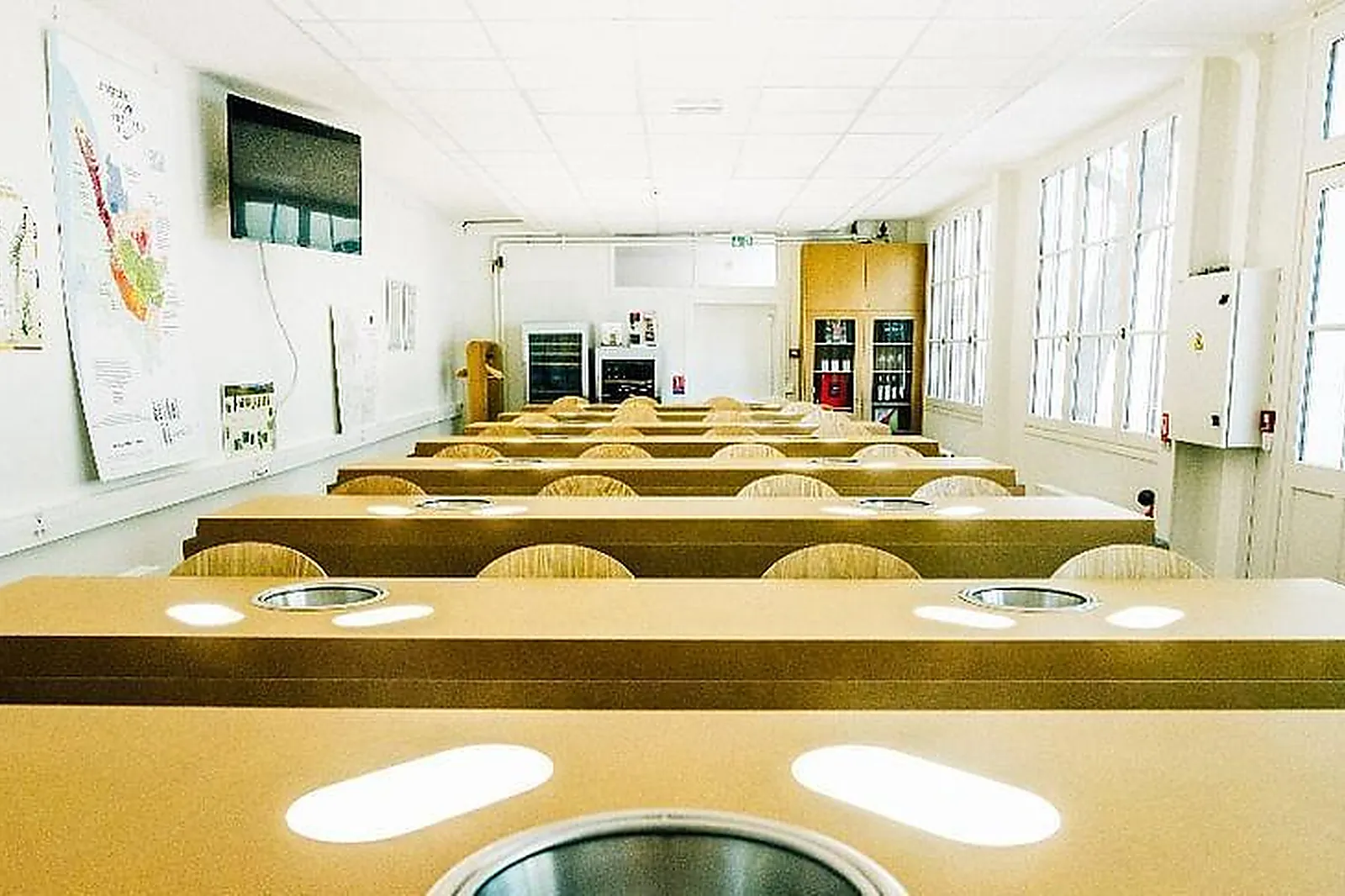 Lieux événementiels, INSTITUT SUPÉRIEUR CLORIVIÈRE