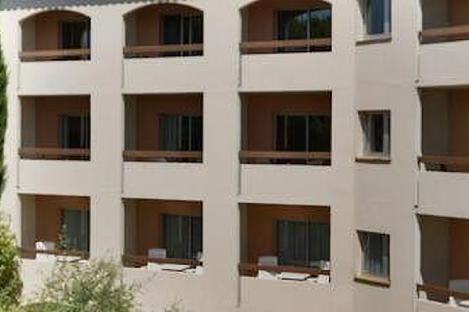 Lieux événementiels, INTER-HÔTEL LE FLORÉAL VENCE ***