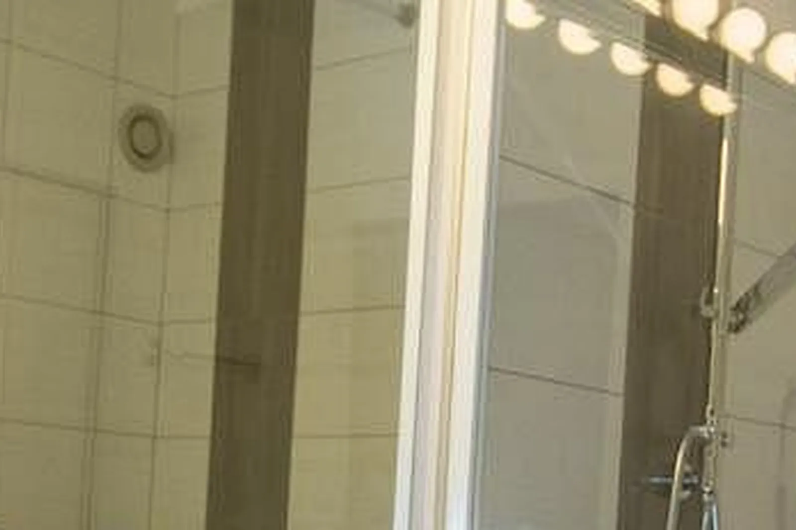 Lieux événementiels, INTER-HÔTEL LE FLORÉAL VENCE ***