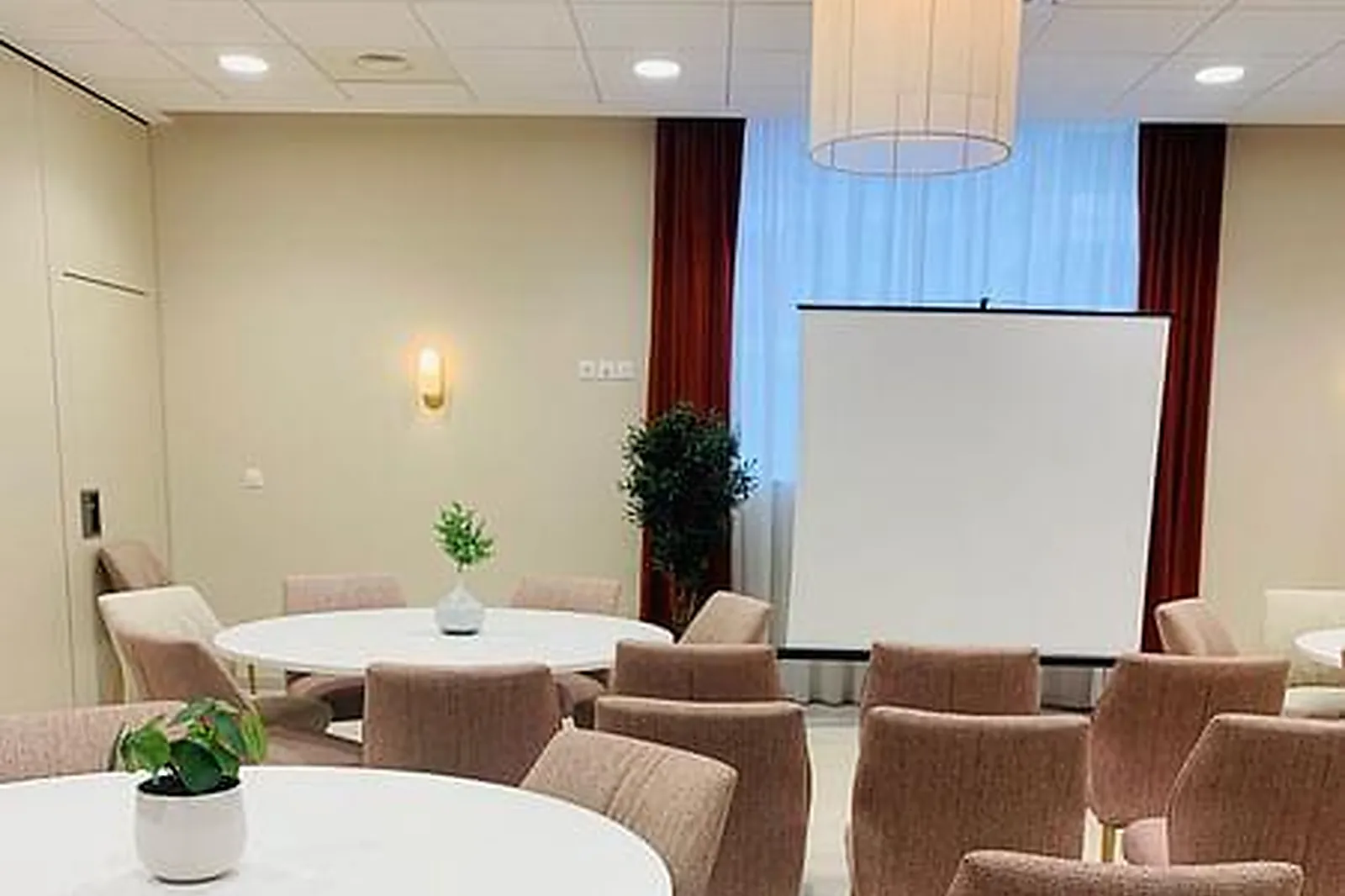 Lieux événementiels, INTERGENERATION