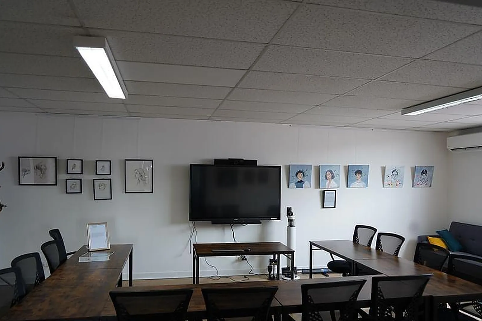 Lieux événementiels, IRATY WORKPLACE AIRPORT / TRAIN