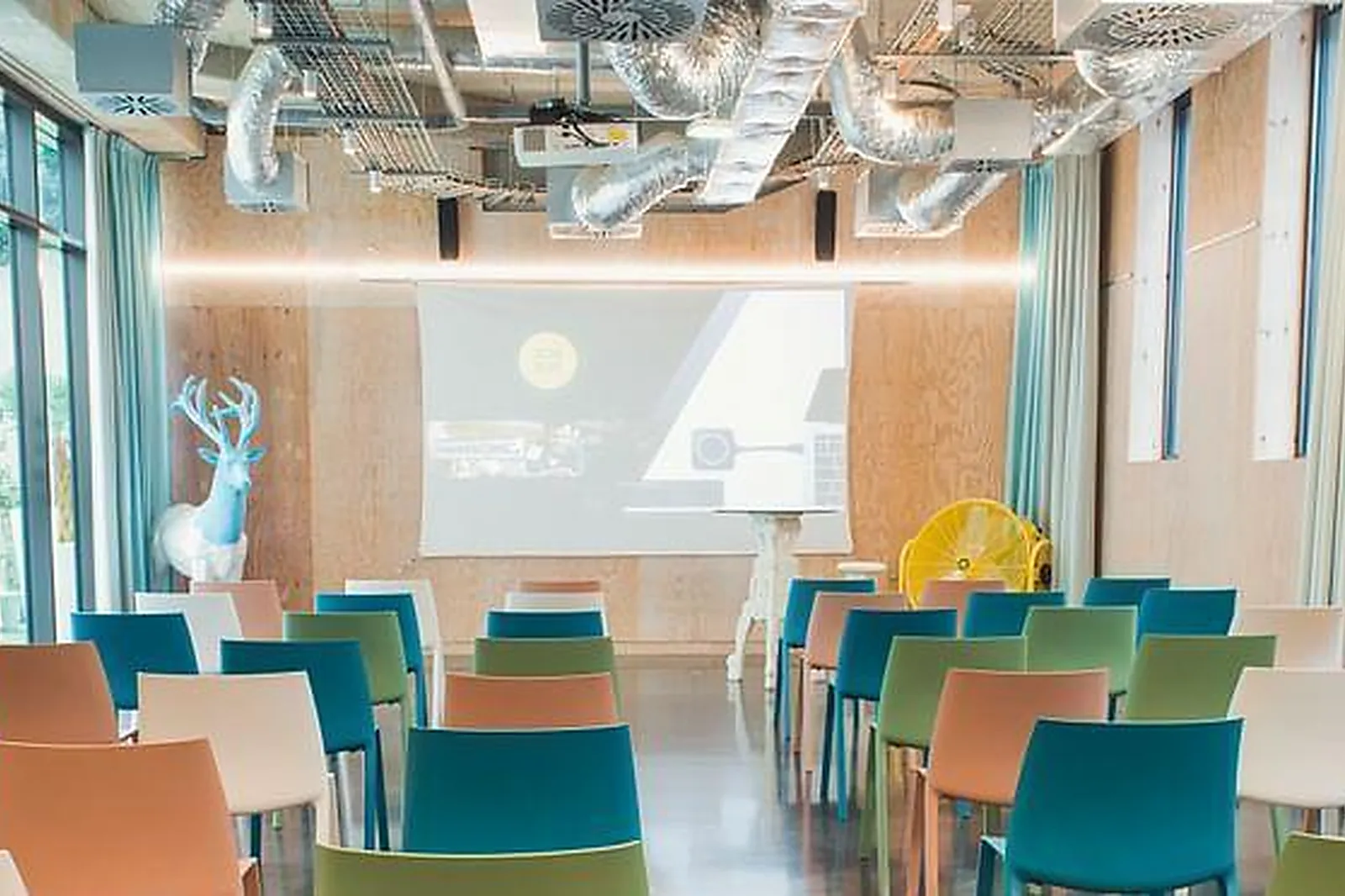 Lieux événementiels, JO&JOE PARIS