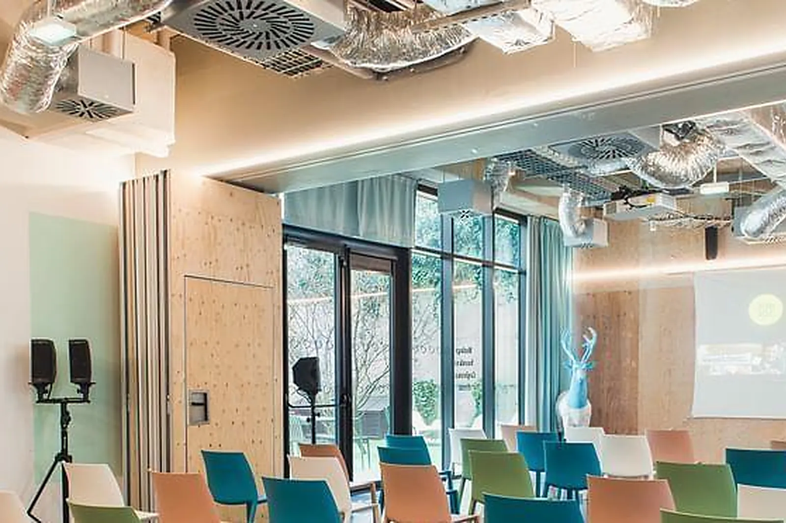 Lieux événementiels, JO&JOE PARIS