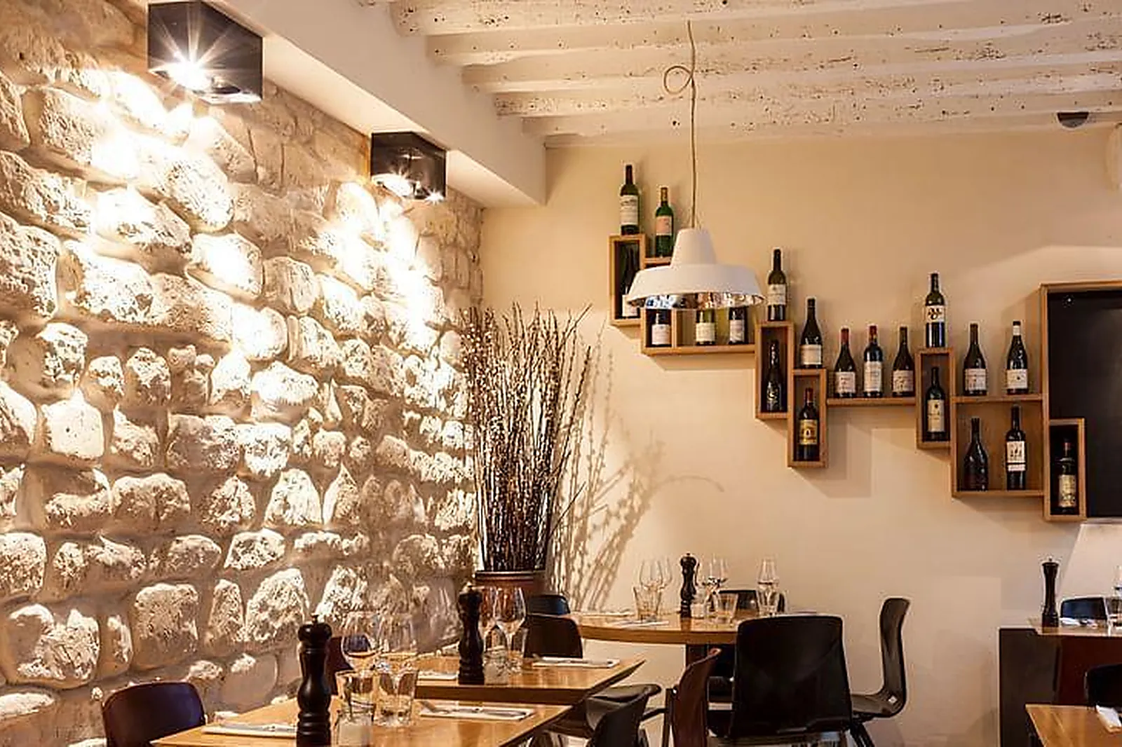 Lieux événementiels, JAJA