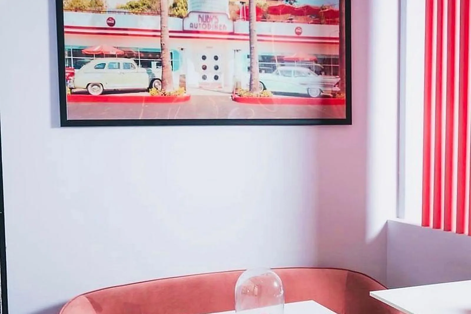 Lieux événementiels, JENNY SMALL