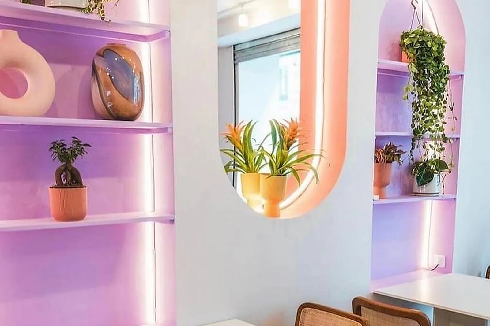 Lieux événementiels, JENNY SMALL