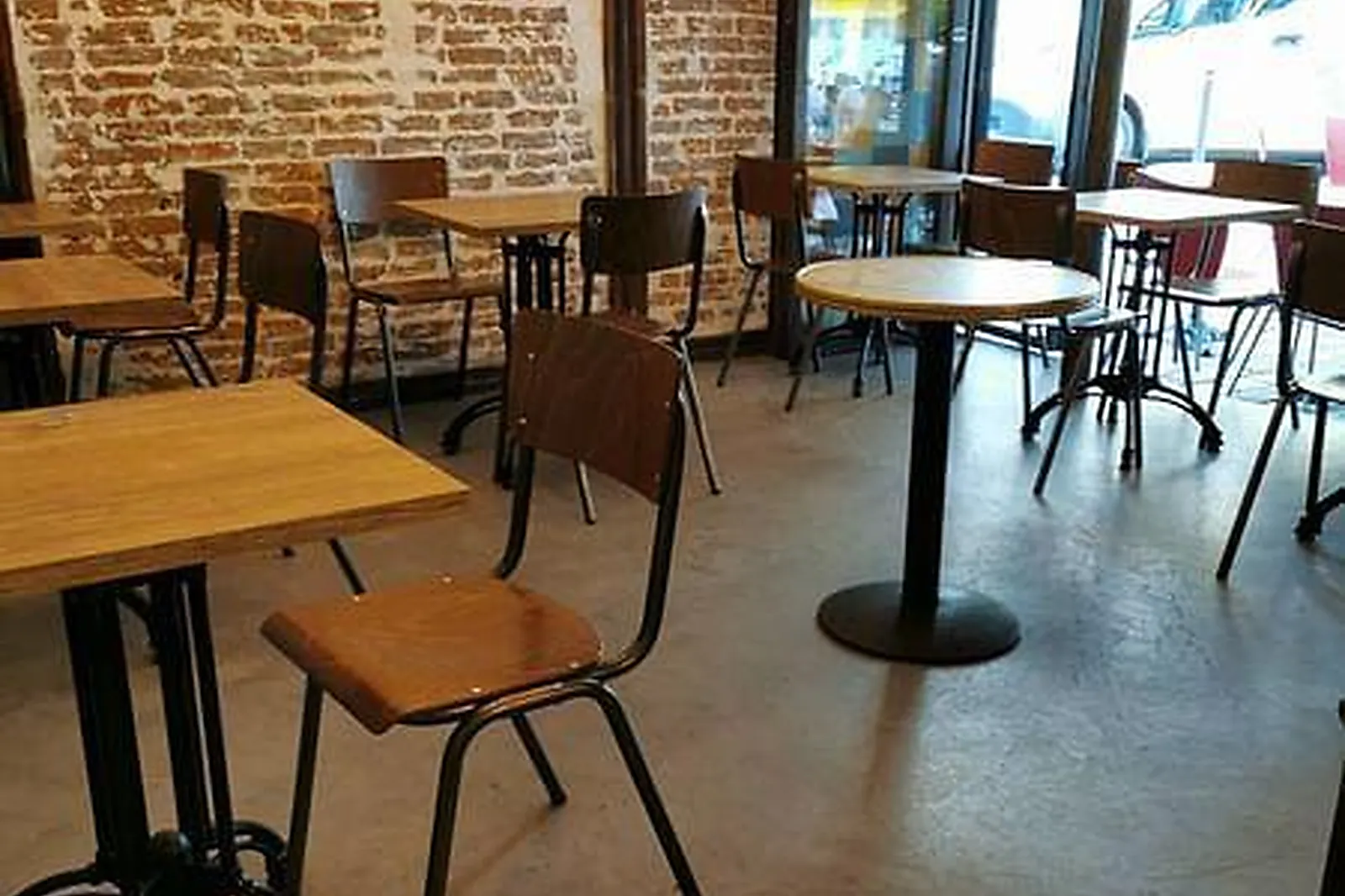 Lieux événementiels, JOLIS MOMES