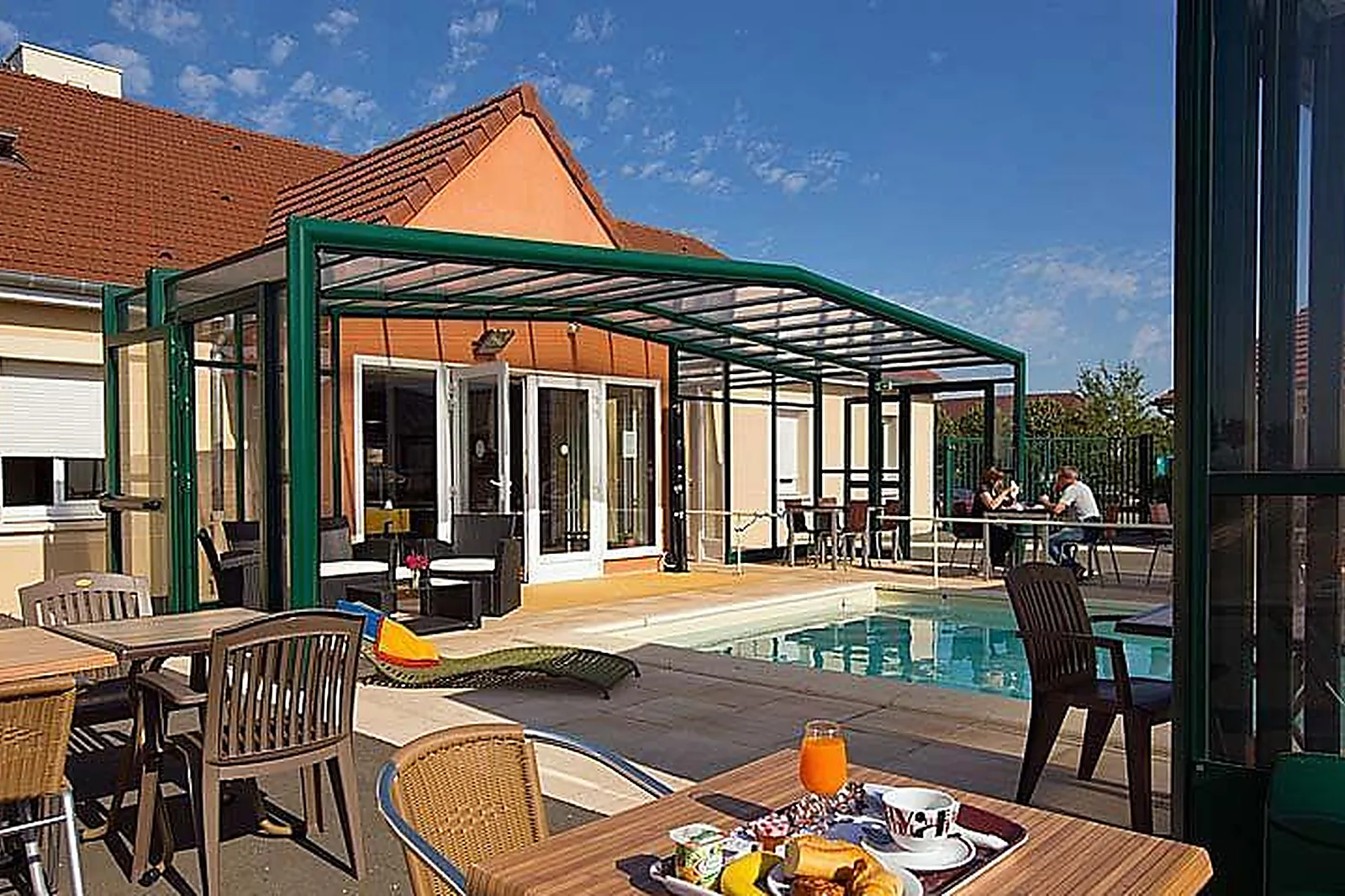 Lieux événementiels, URBAN LASER PARIS 14