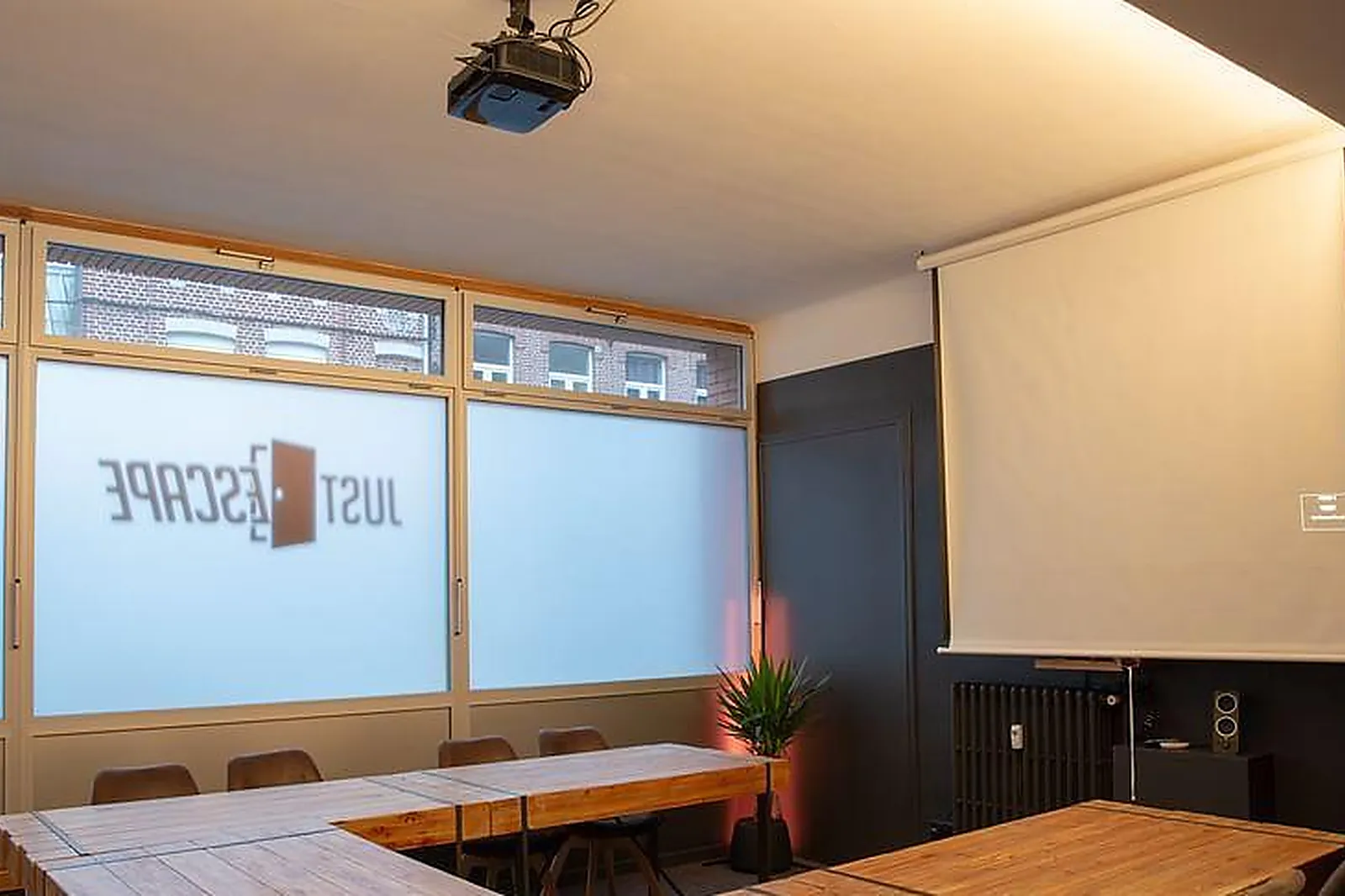 Lieux événementiels, JUST ESCAPE