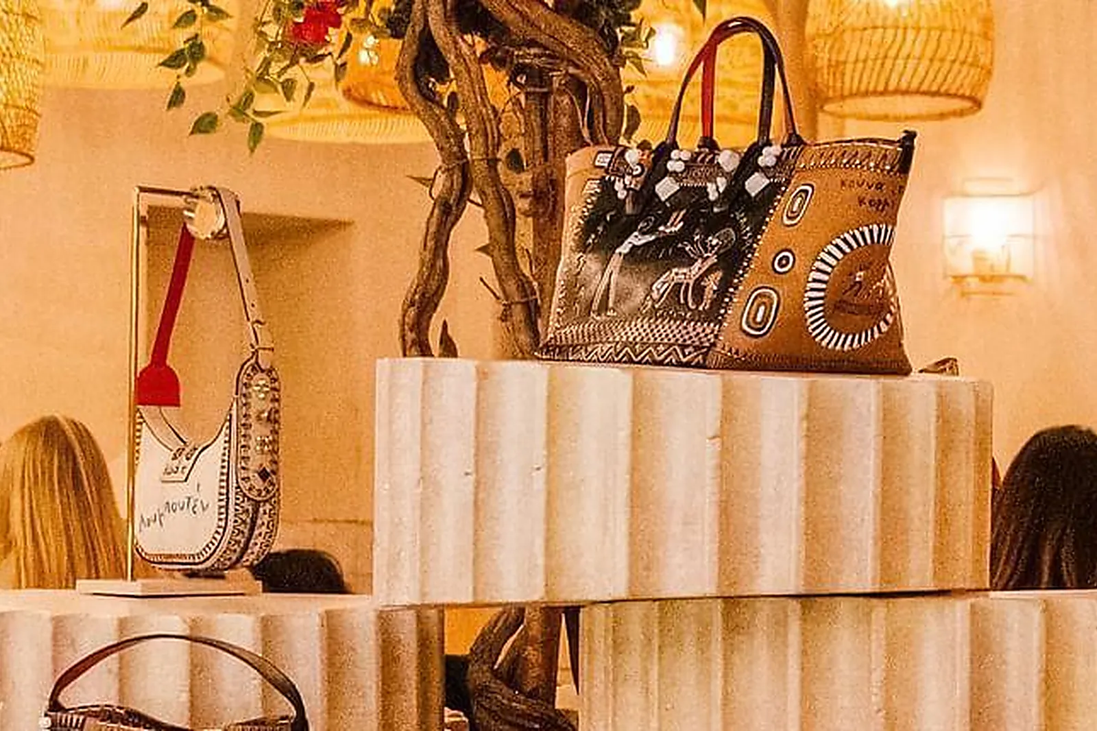 Lieux événementiels, KALAMATA PARIS