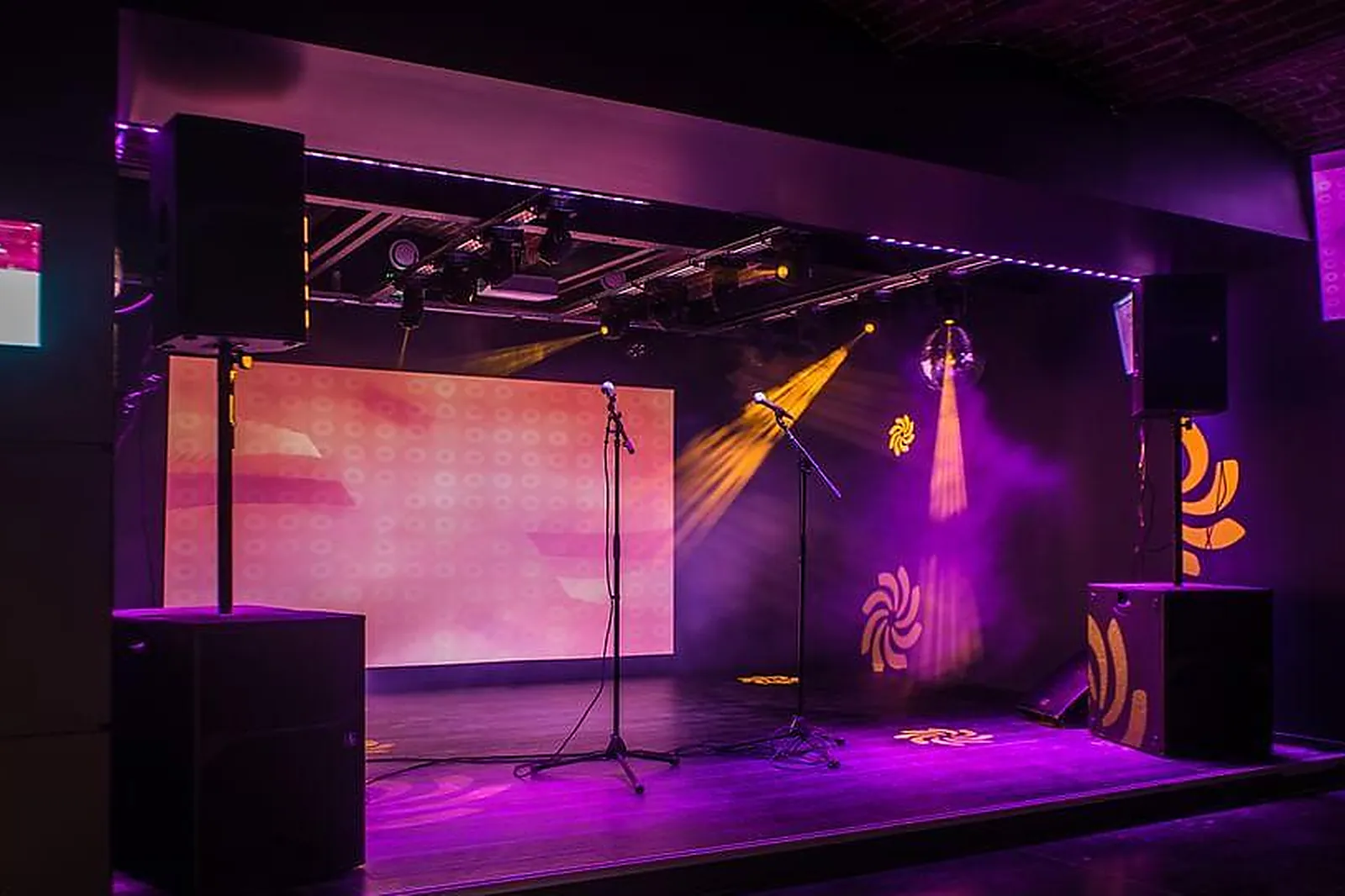 Lieux événementiels, KARAFUN BAR