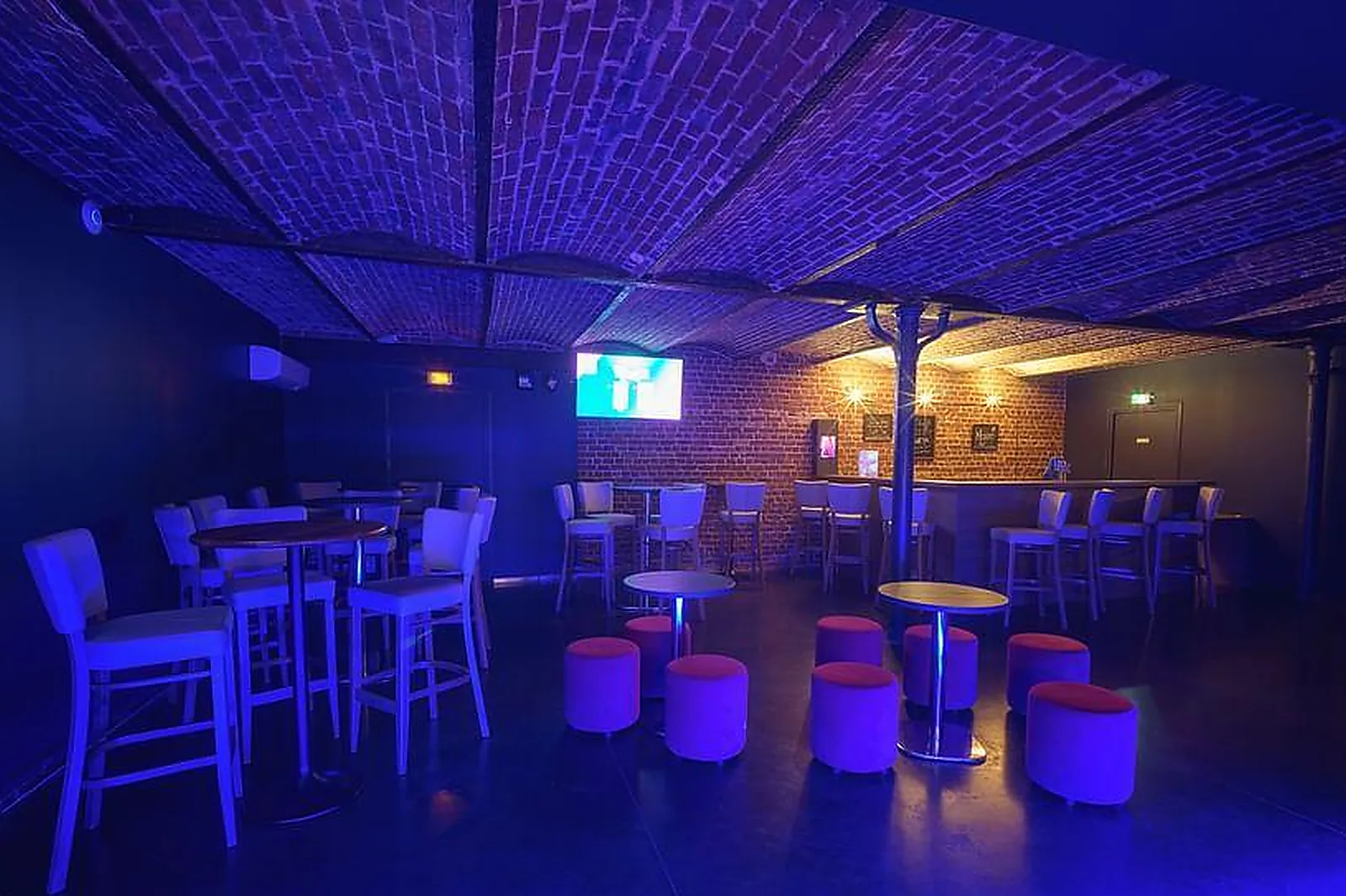 Lieux événementiels, KARAFUN BAR