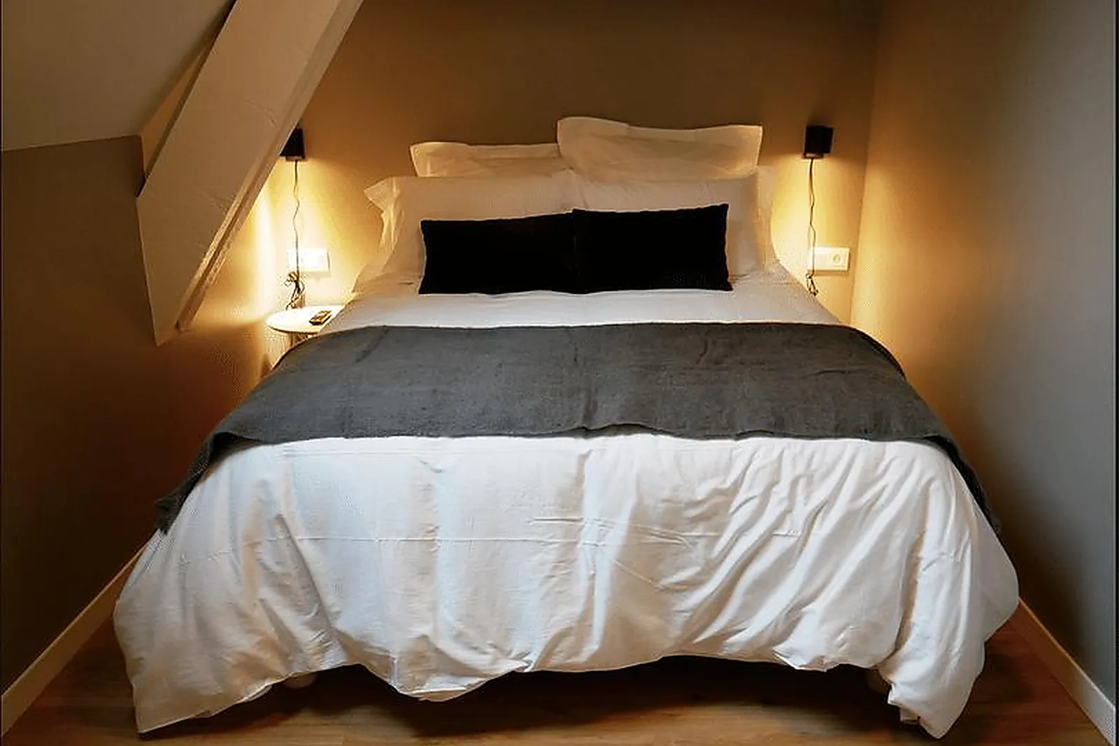 Lieux événementiels, KASTELLREN