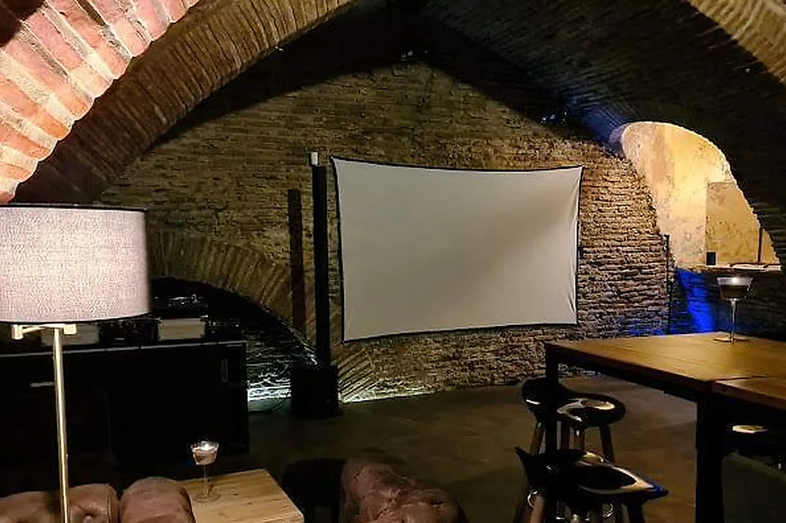 Lieux événementiels, KETO PUB