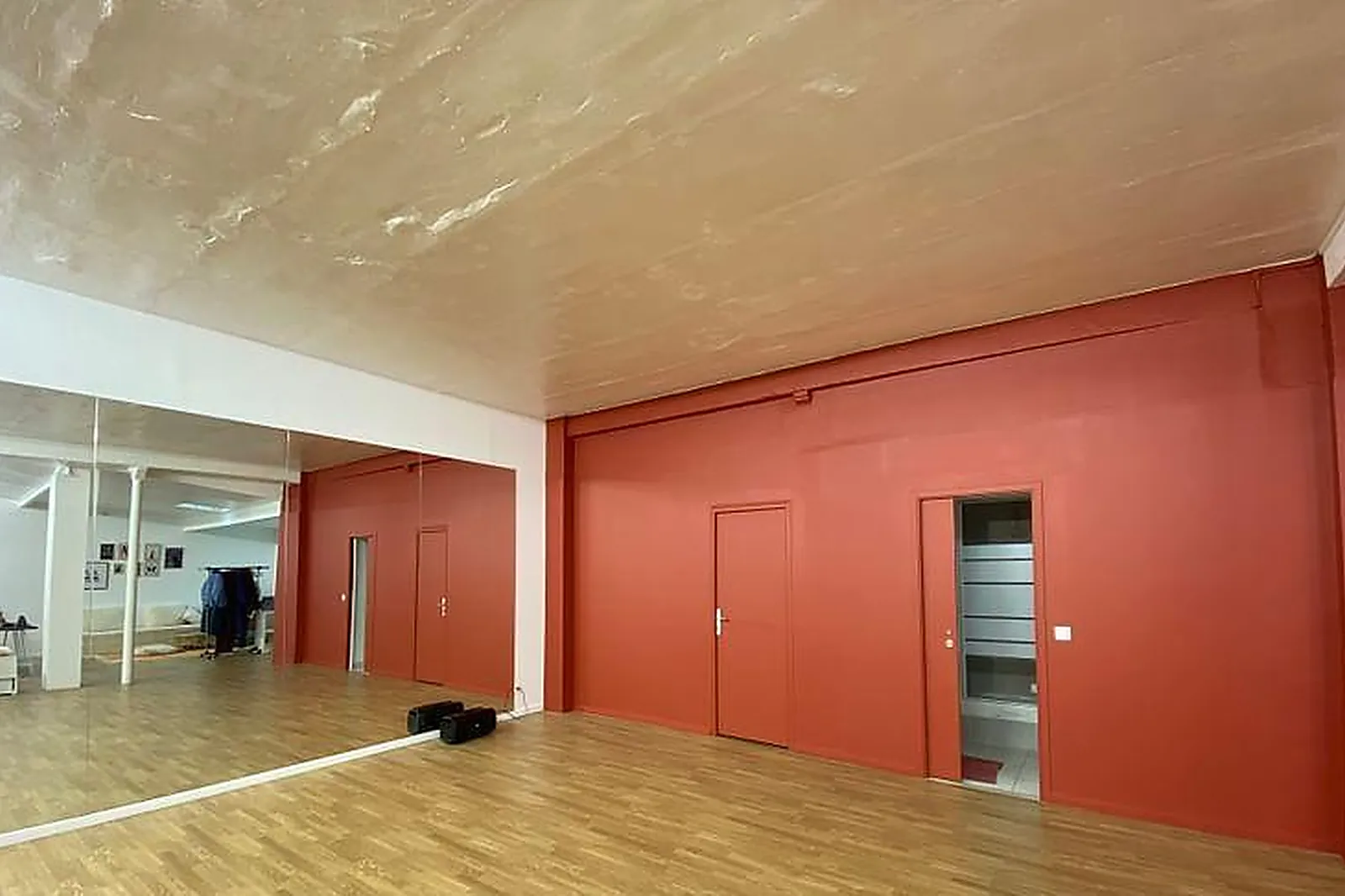 Lieux événementiels, KIF-KIF BLEDI STUDIO