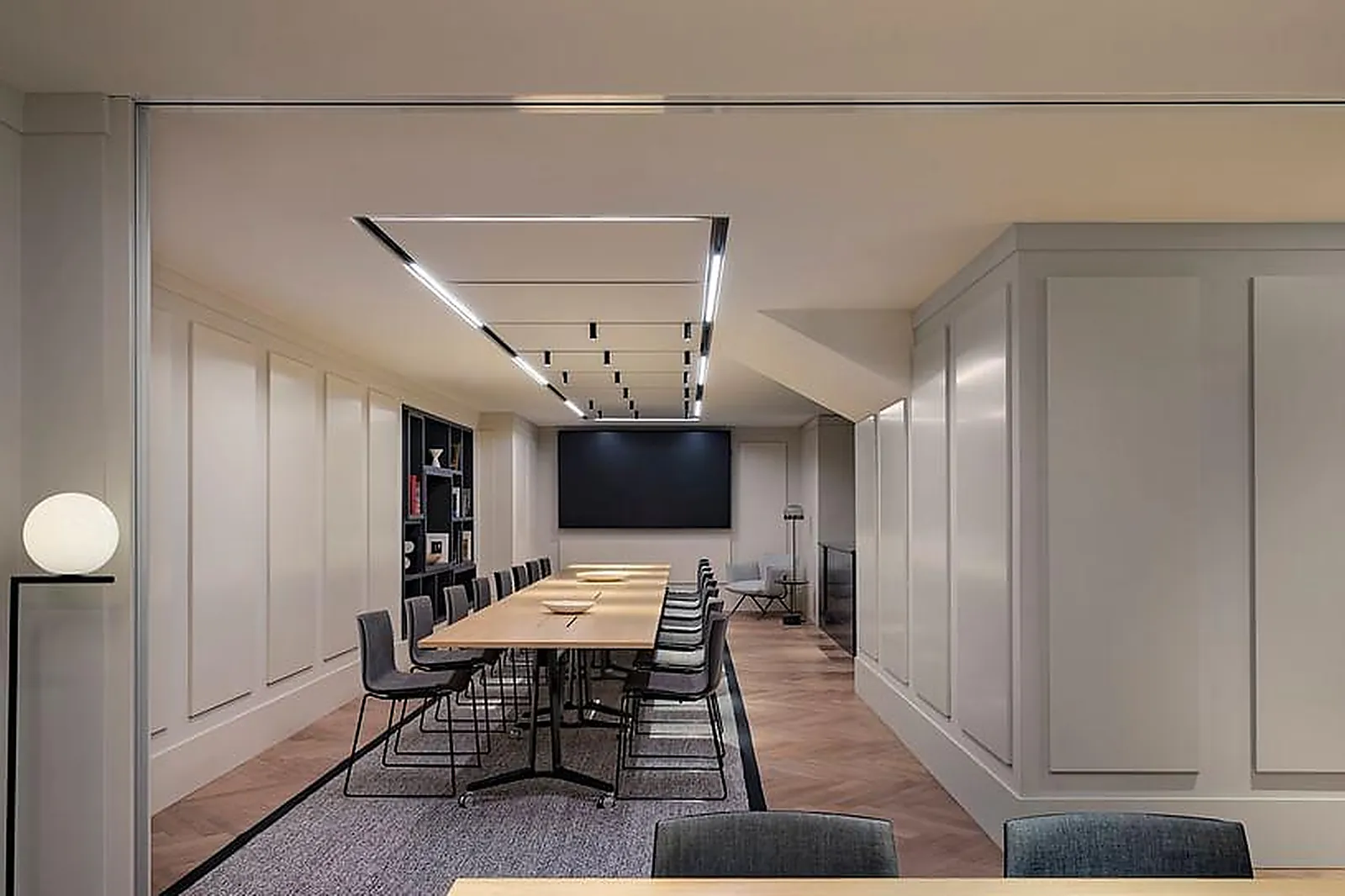 Lieux événementiels, HELLODOM - COLONNES