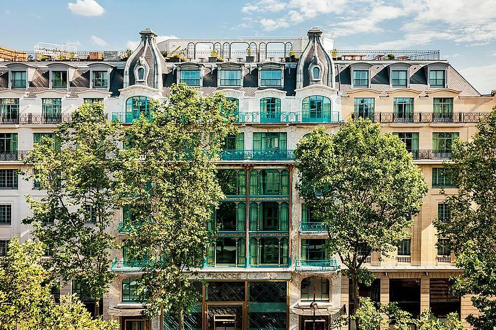 Lieux événementiels, HELLODOM - COLONNES