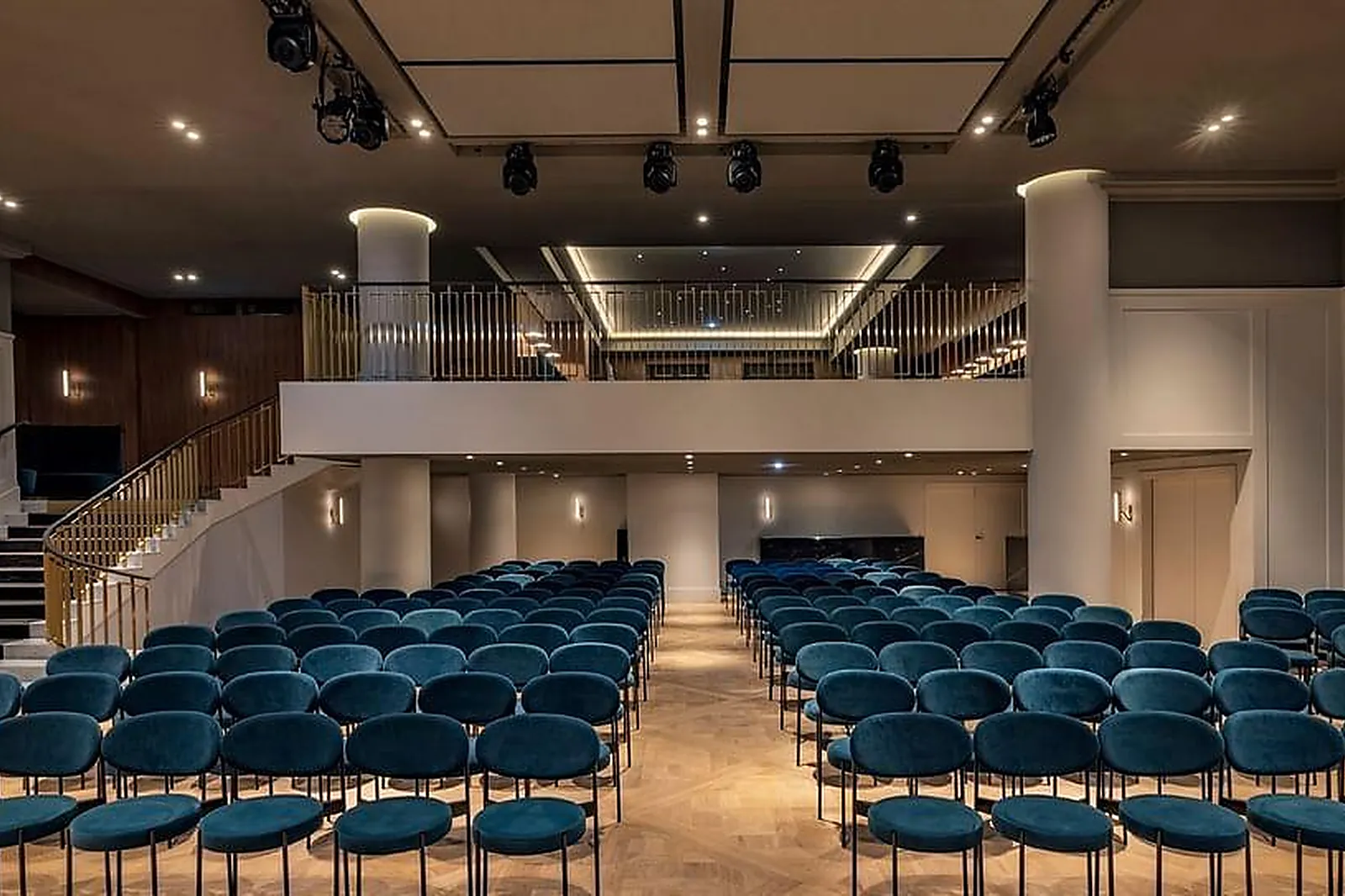 Lieux événementiels, HELLODOM - COLONNES