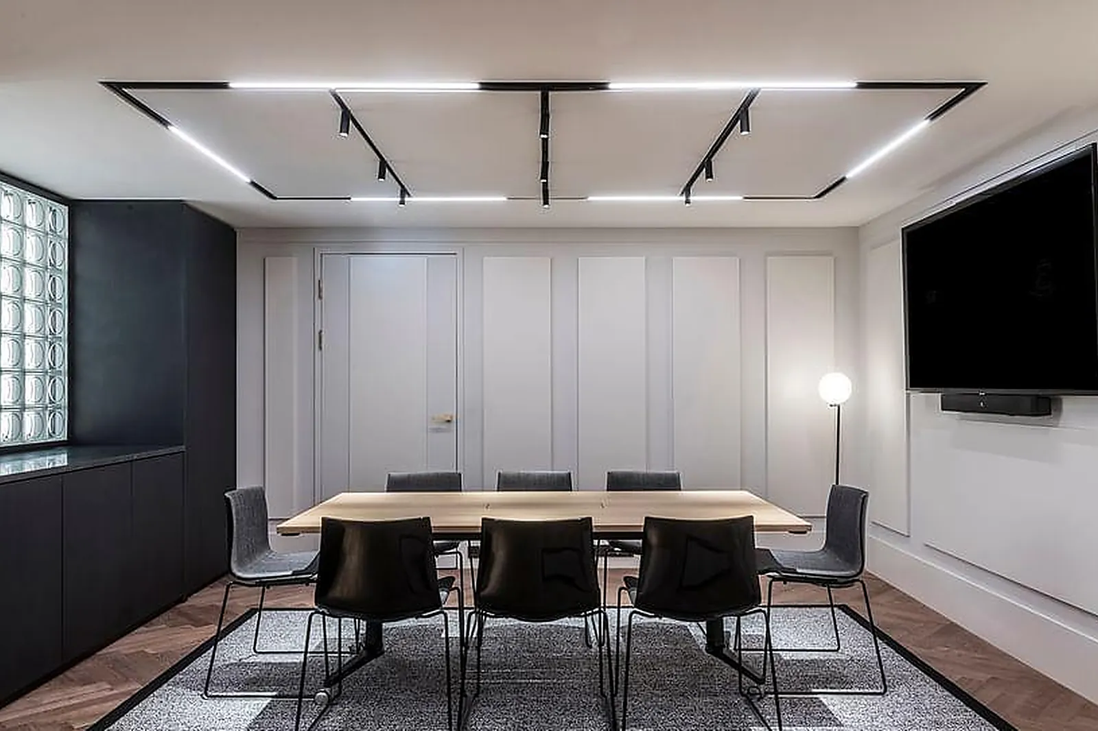 Lieux événementiels, HELLODOM - COLONNES