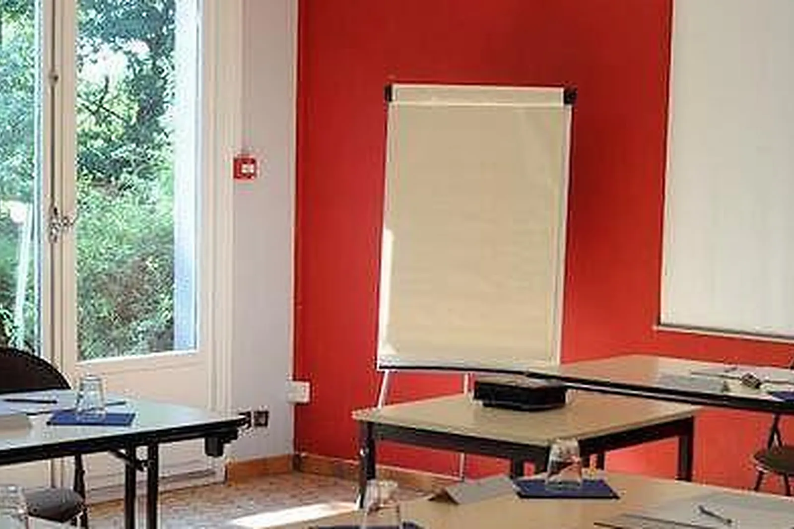 Lieux événementiels, KYRIAD BELLEGARDE GENÈVE***