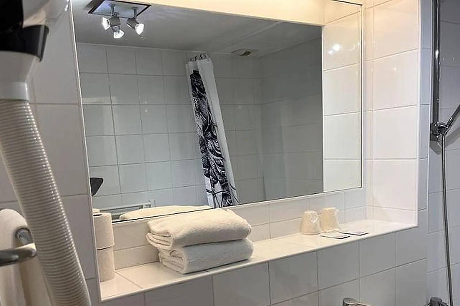 Lieux événementiels, KYRIAD CHANTILLY NORD SAINT MAXIMIN CREIL***