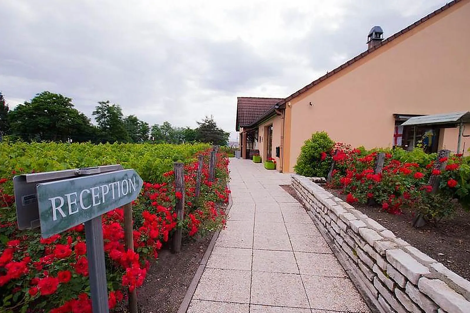 Lieux événementiels, KYRIAD DIRECT ROANNE ***