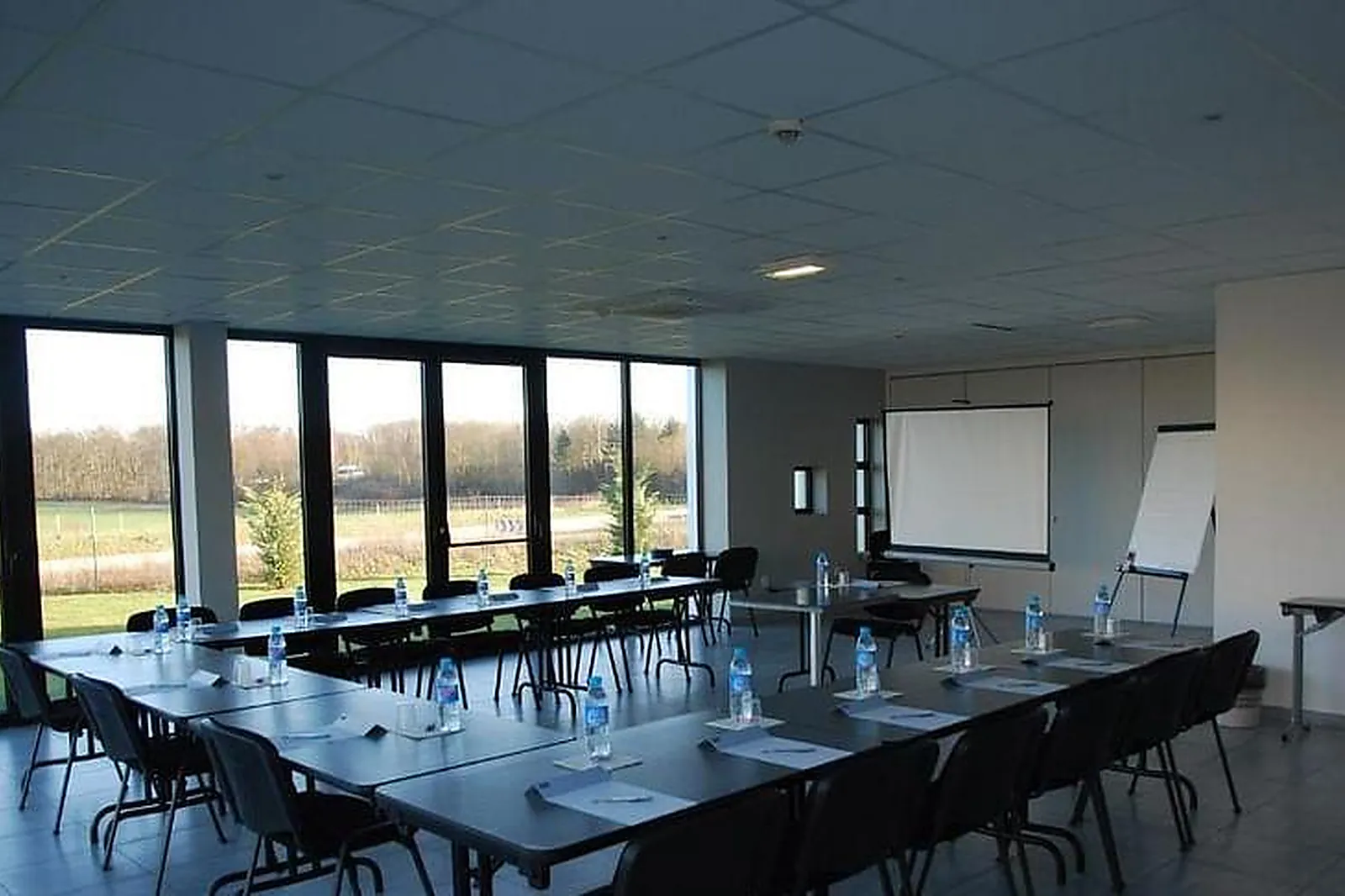 Lieux événementiels, ESPACE CÔTÉ CALANQUES