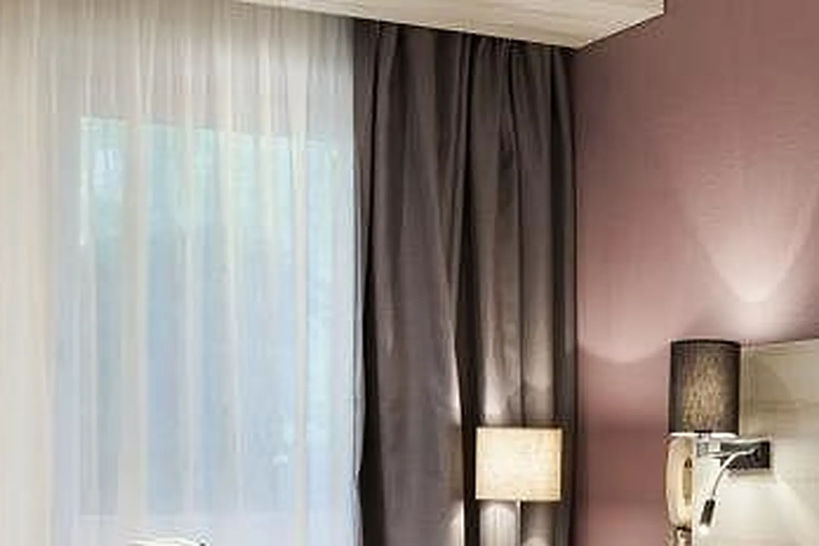 Lieux événementiels, KYRIAD LILLE EST VILLENEUVE D'ASCQ***