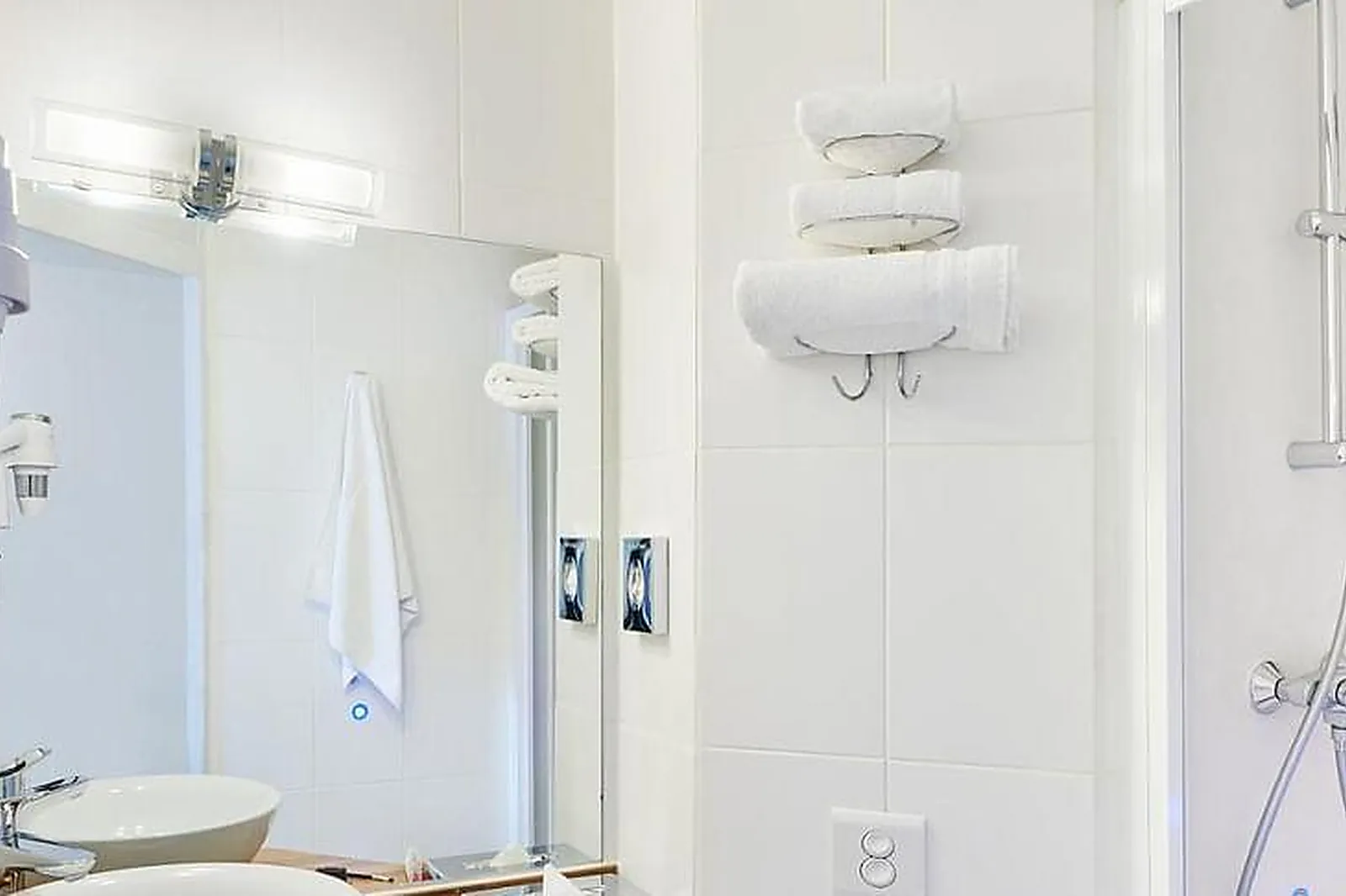 Lieux événementiels, KYRIAD LILLE MONS EN BAROEUL***