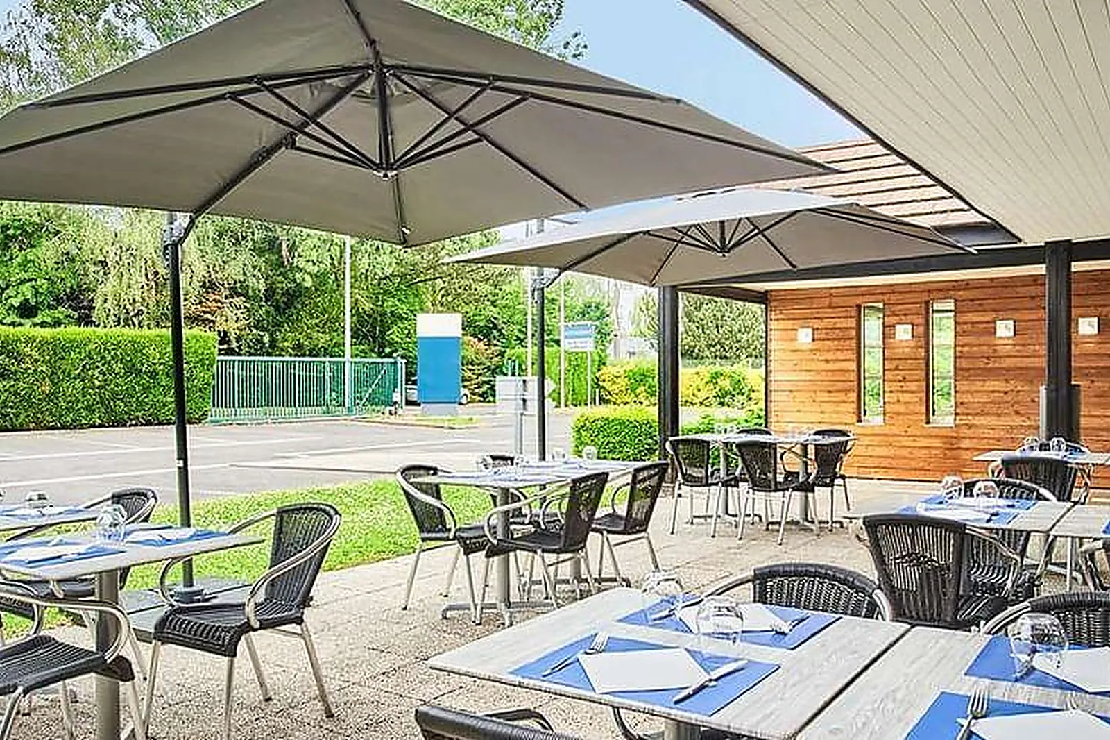 Lieux événementiels, KYRIAD LILLE MONS EN BAROEUL***